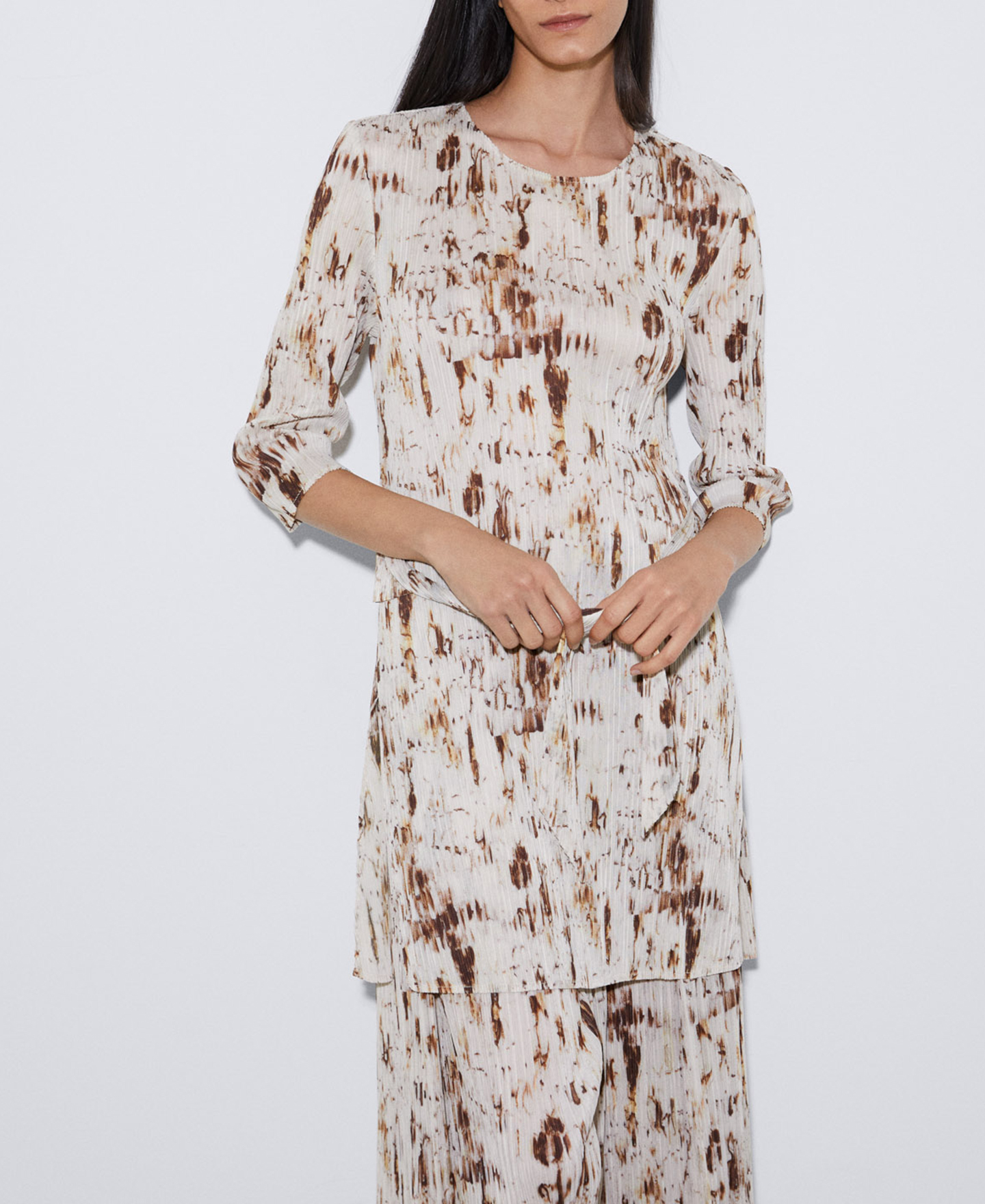 Recycled polyester crinkle blouse image number 0