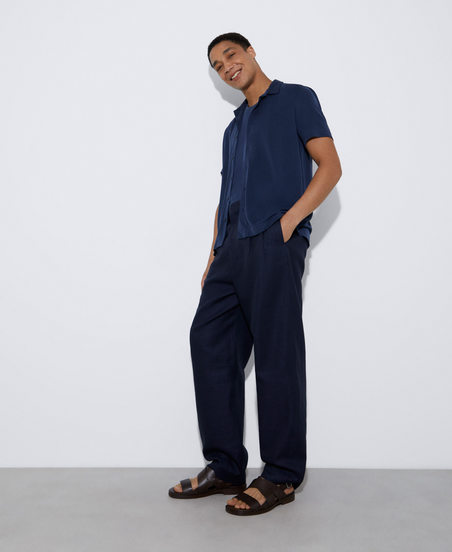Polo en modal responsable image number 1