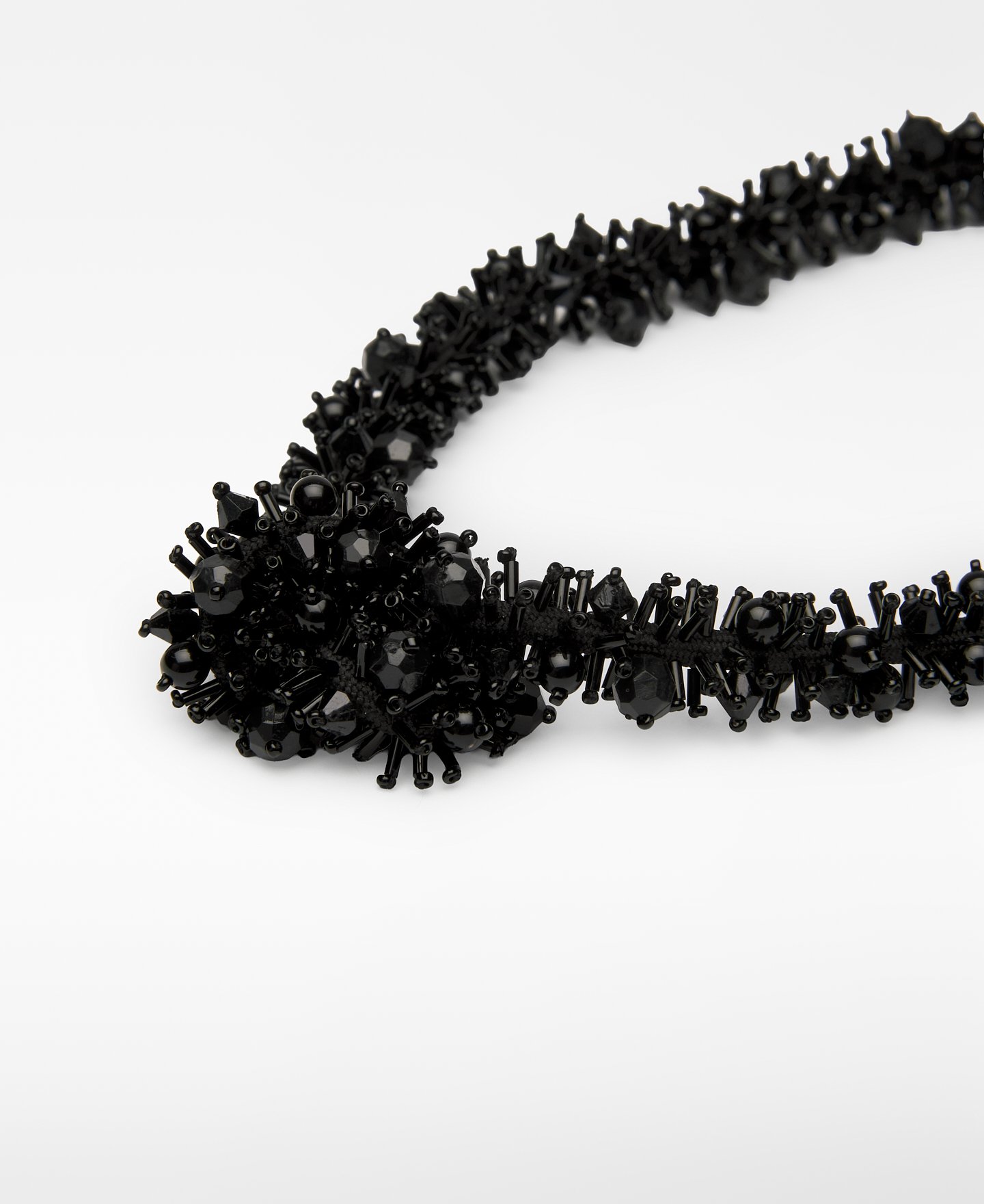 Beaded necklace with knot image number 1