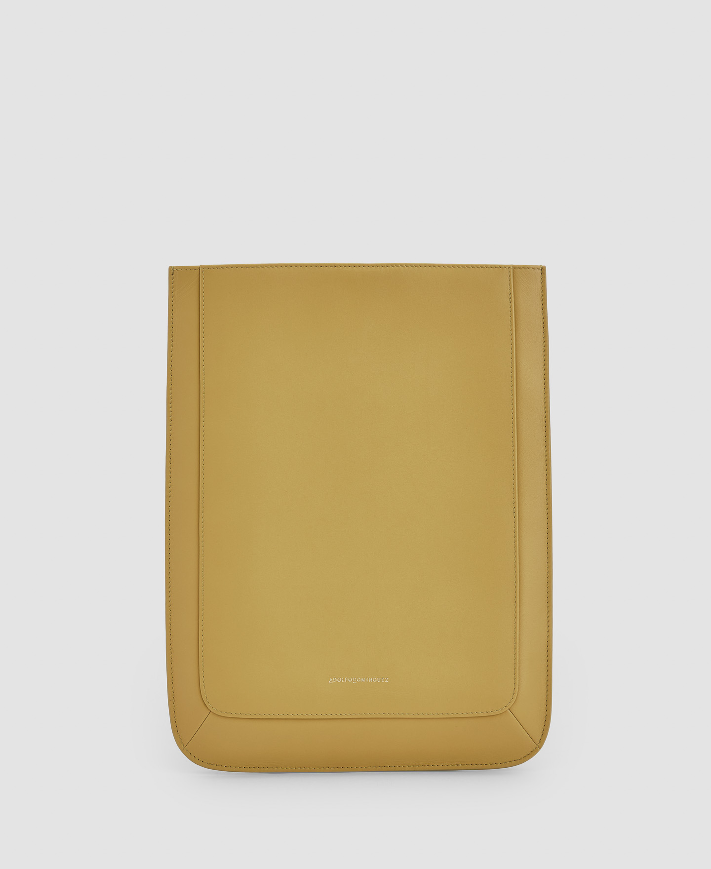 Vachetta Ipad case image number 0