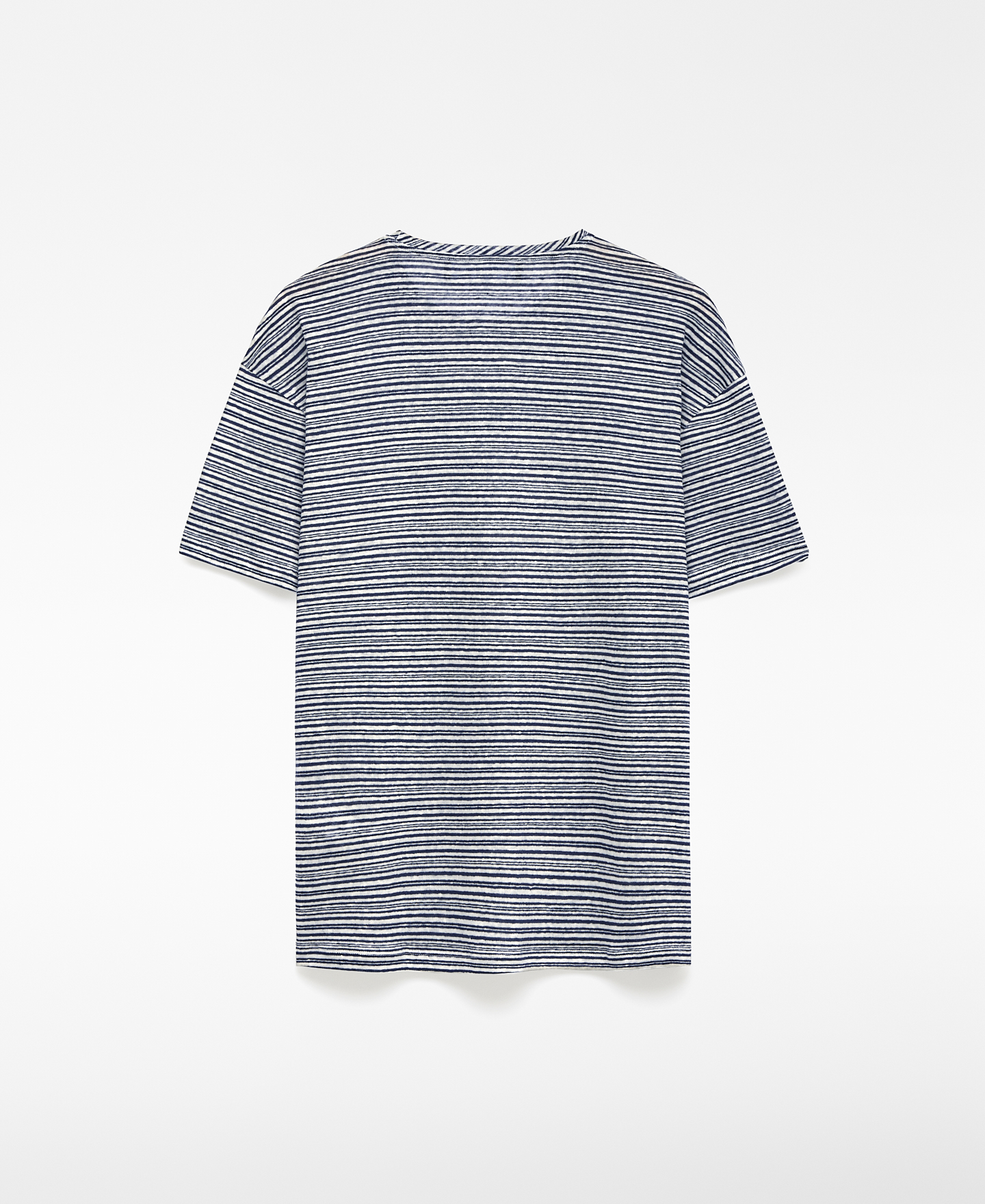 European linen structured T-shirt man image number 5