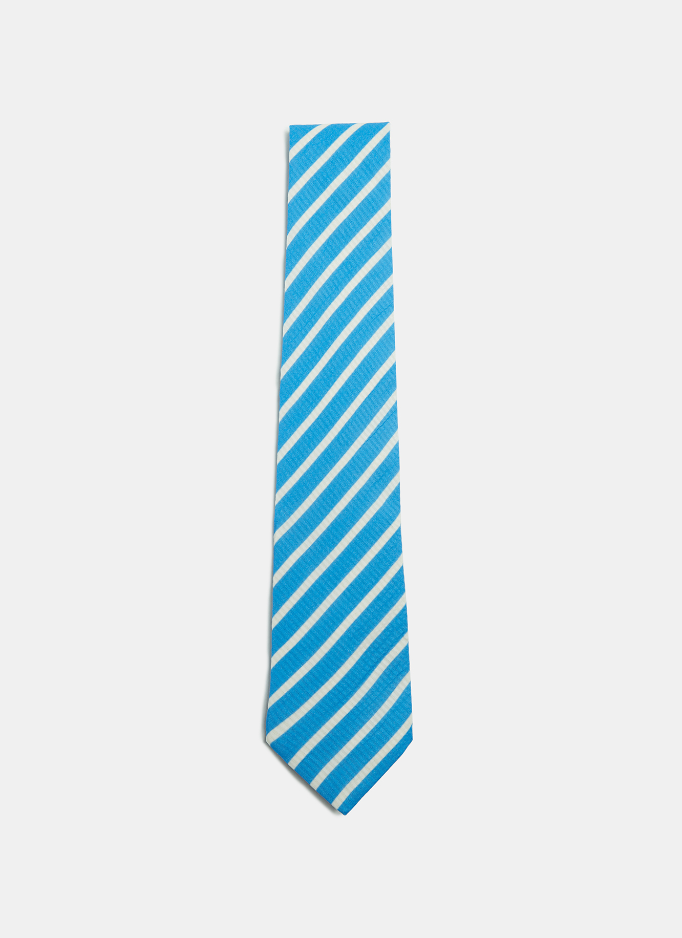 Silk tie with diagonal stripes image number 0