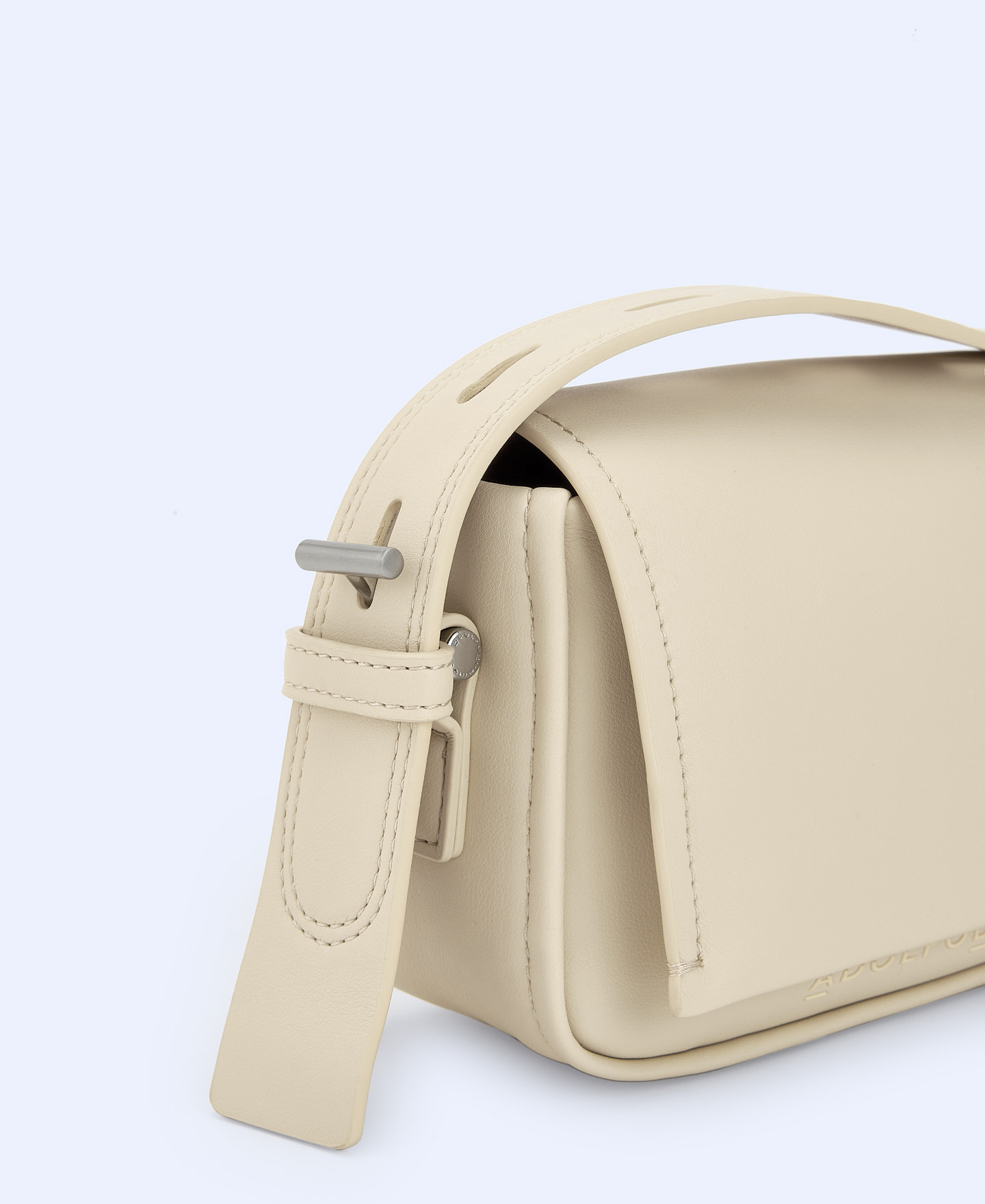 Smooth texture small shoulder bag image number 3