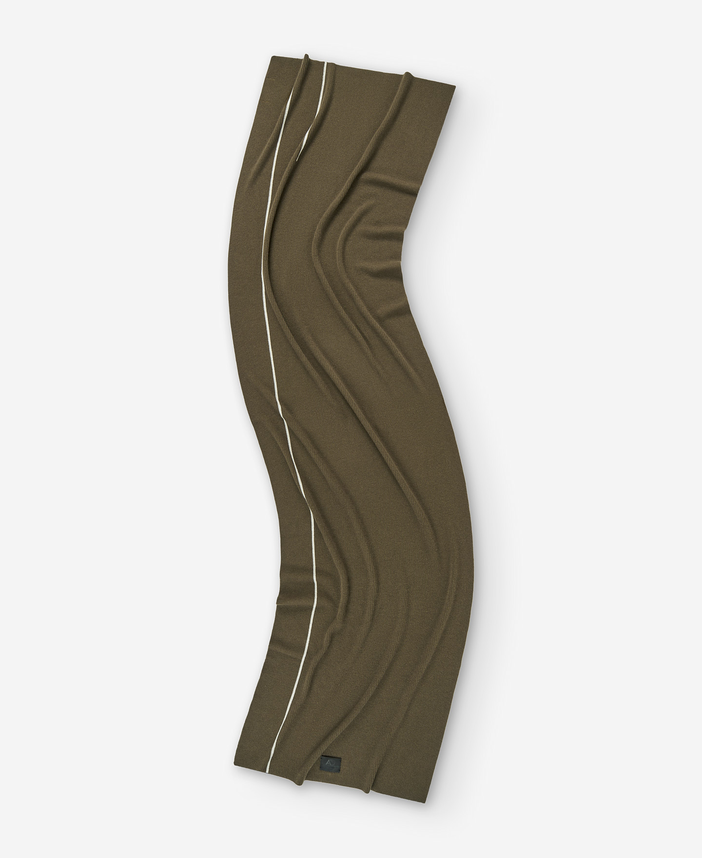 Green merino wool scarf for men image number 1