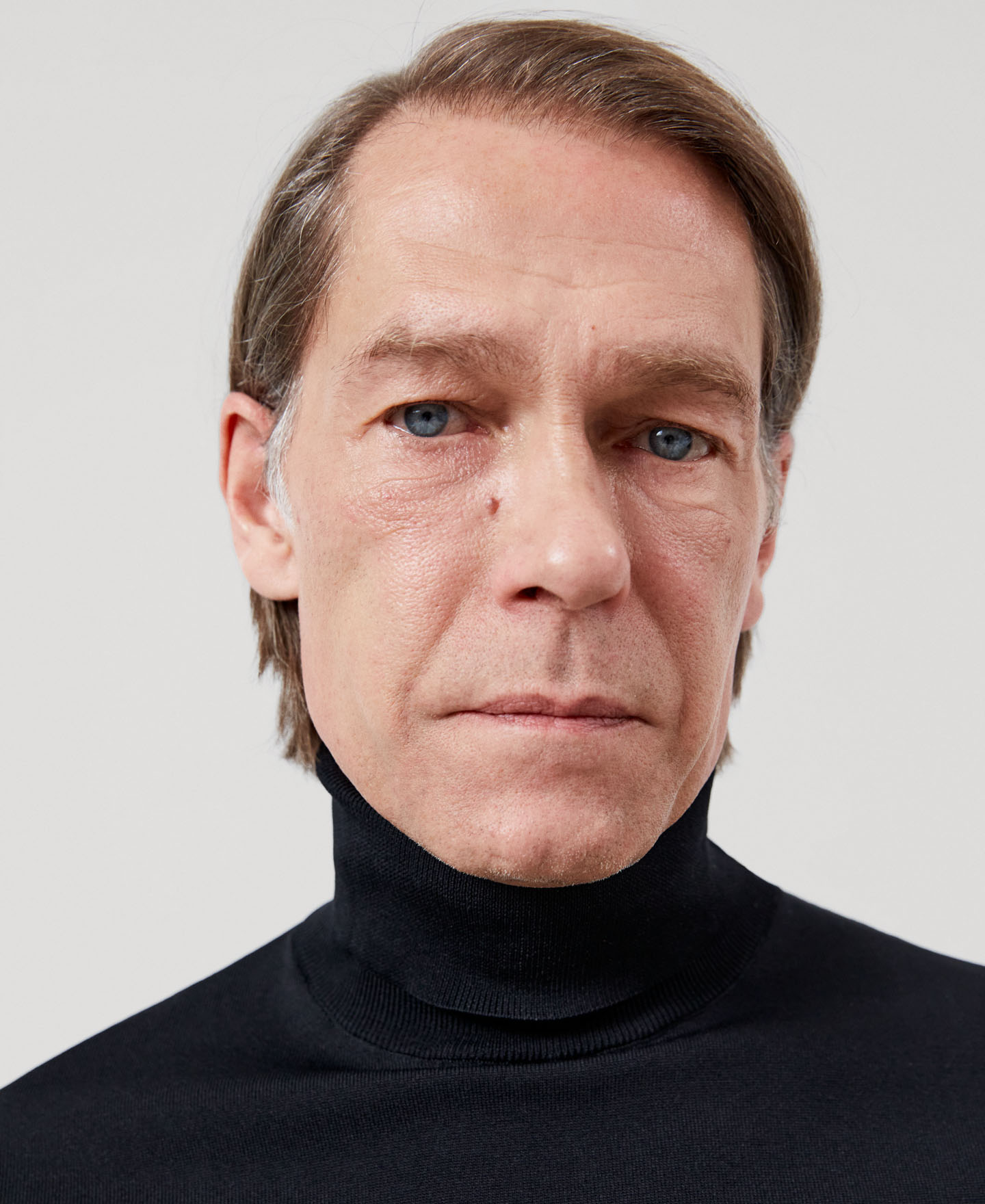 Knitted turtleneck sweater image number 3