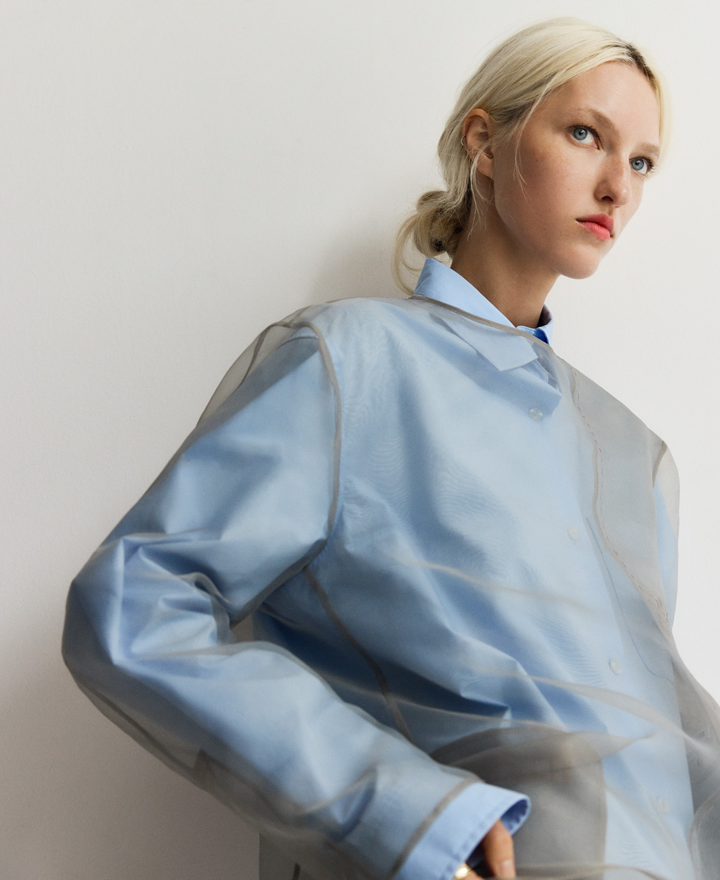 Top transparente piezas de blazer mujer image number 2