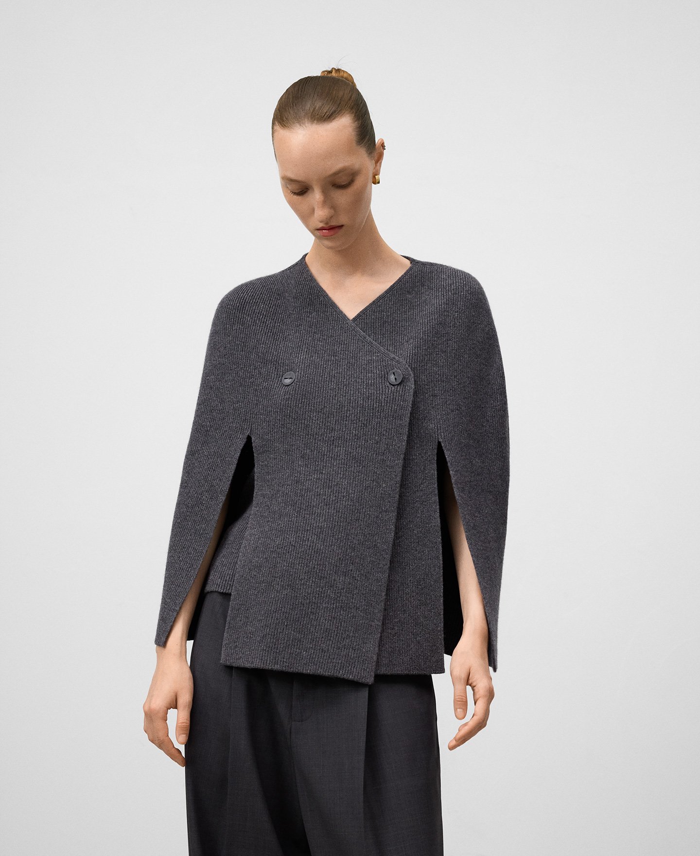 Merino wool wrap cape woman image number 0