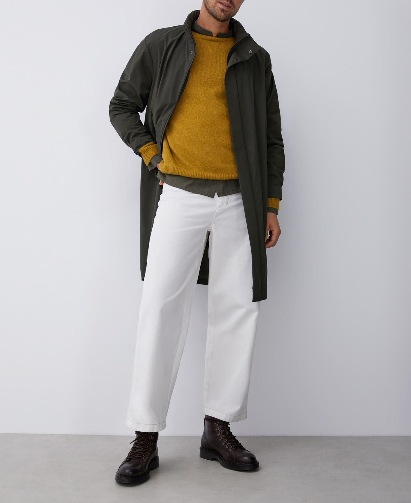 Parka con capucha enfundable image number 6