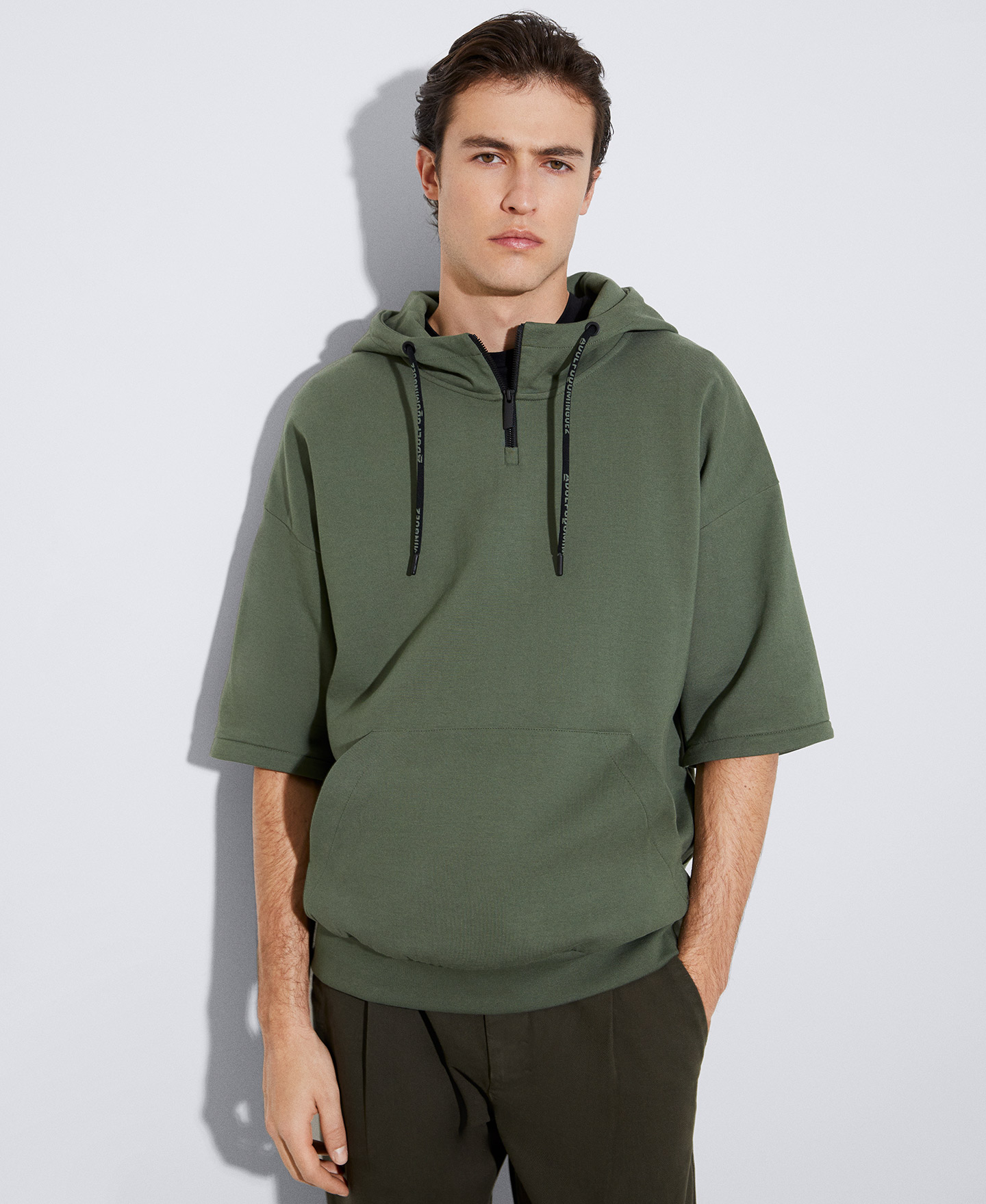 Cotton sweatshirt detachable sleeves image number 5