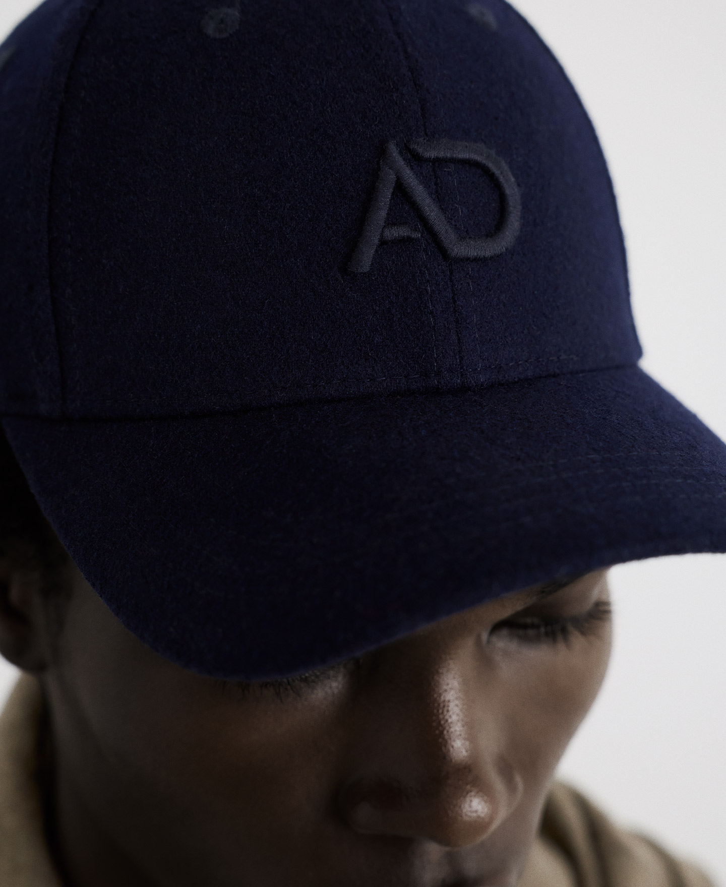 Wool blend embroidered logo cap image number 4