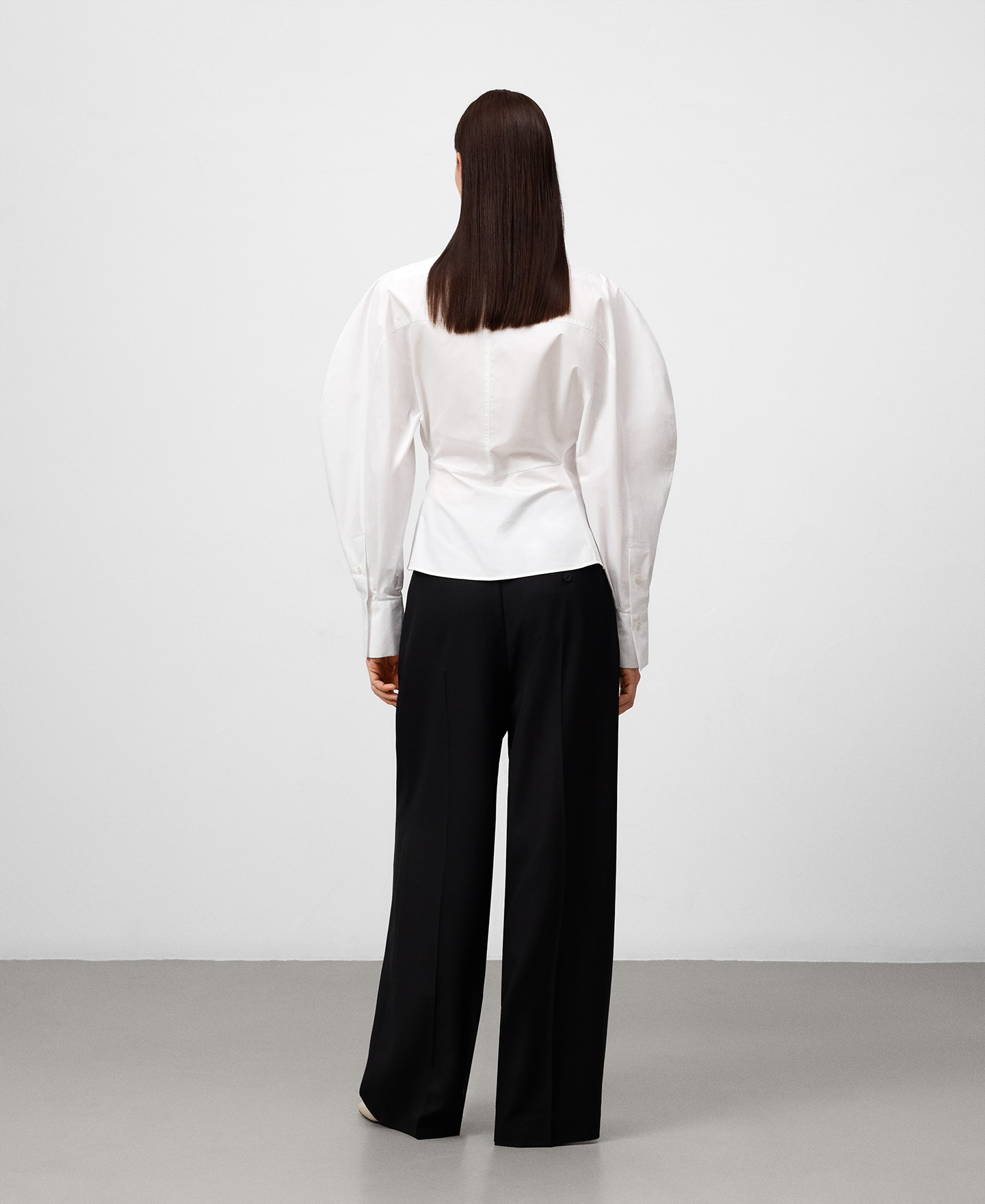 Camisa escote barco algodón mujer image number 2