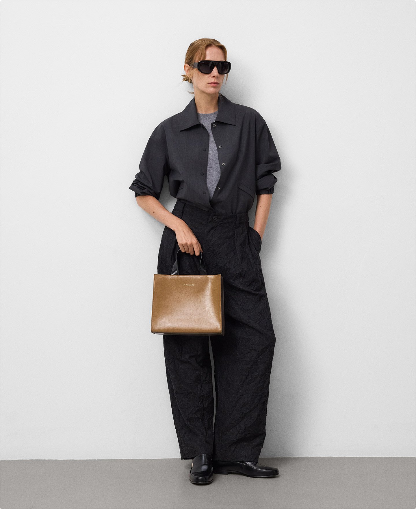 Non-Leather medium crossbody woman image number 4