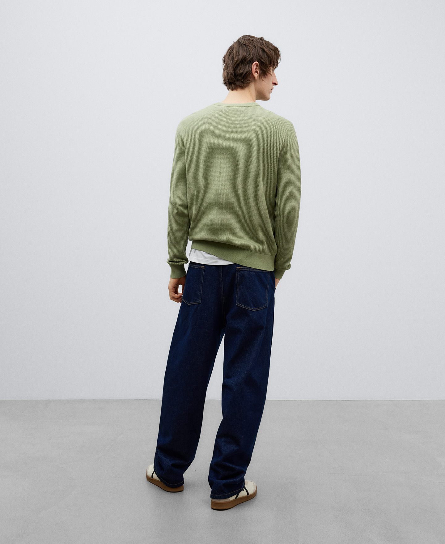 Green cotton structured sweater man image number 2