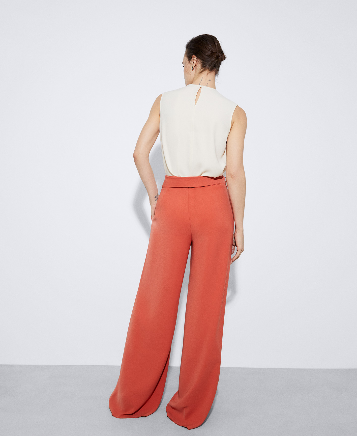 Palazzo trousers in recycled polyester image number 2