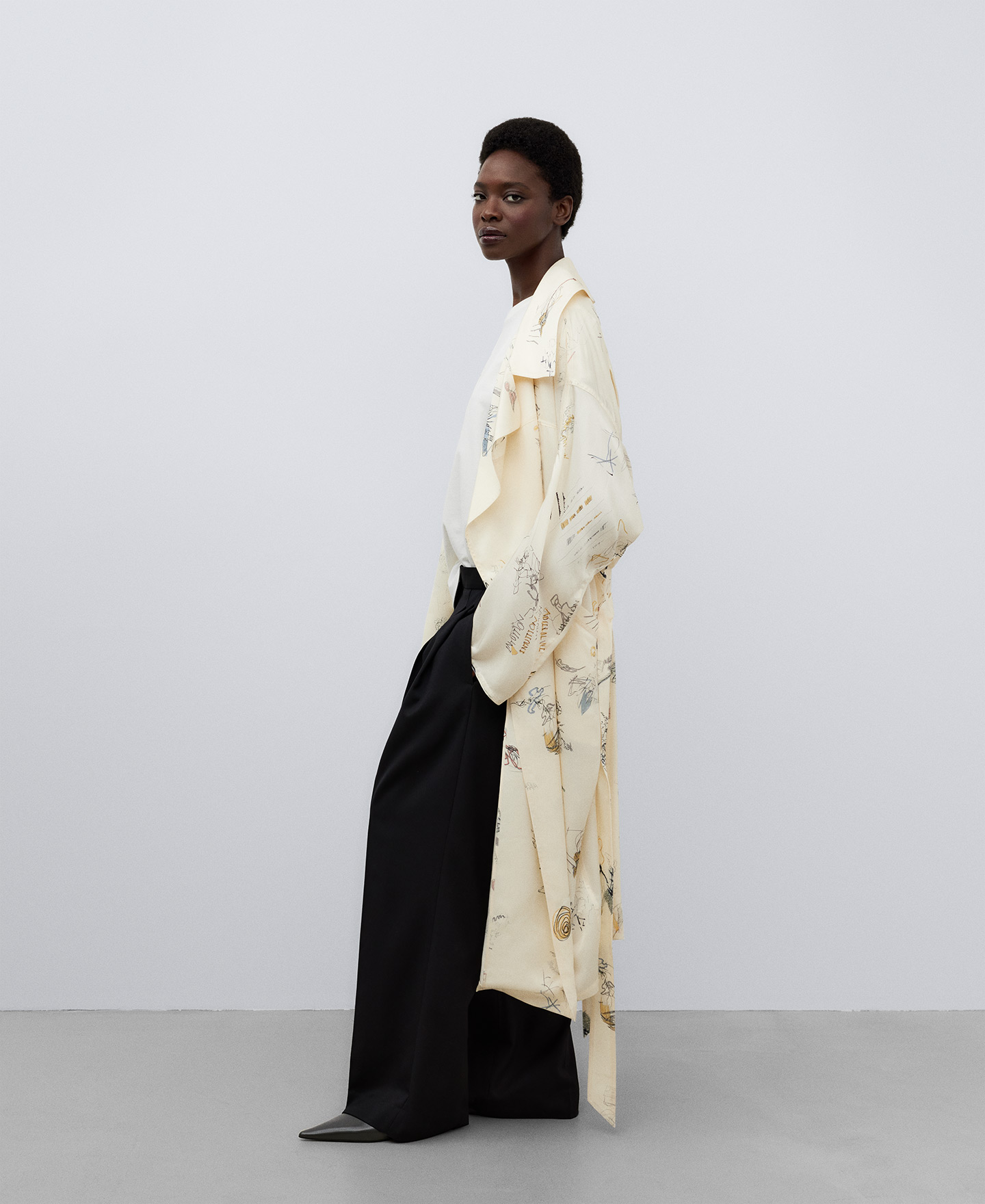 Printed kimono jacket image number 1