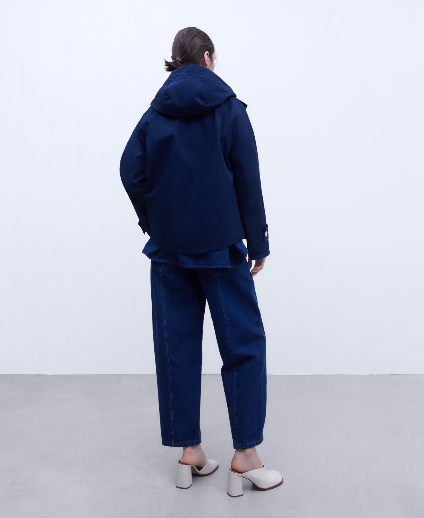 Cotton hooded parka image number 2