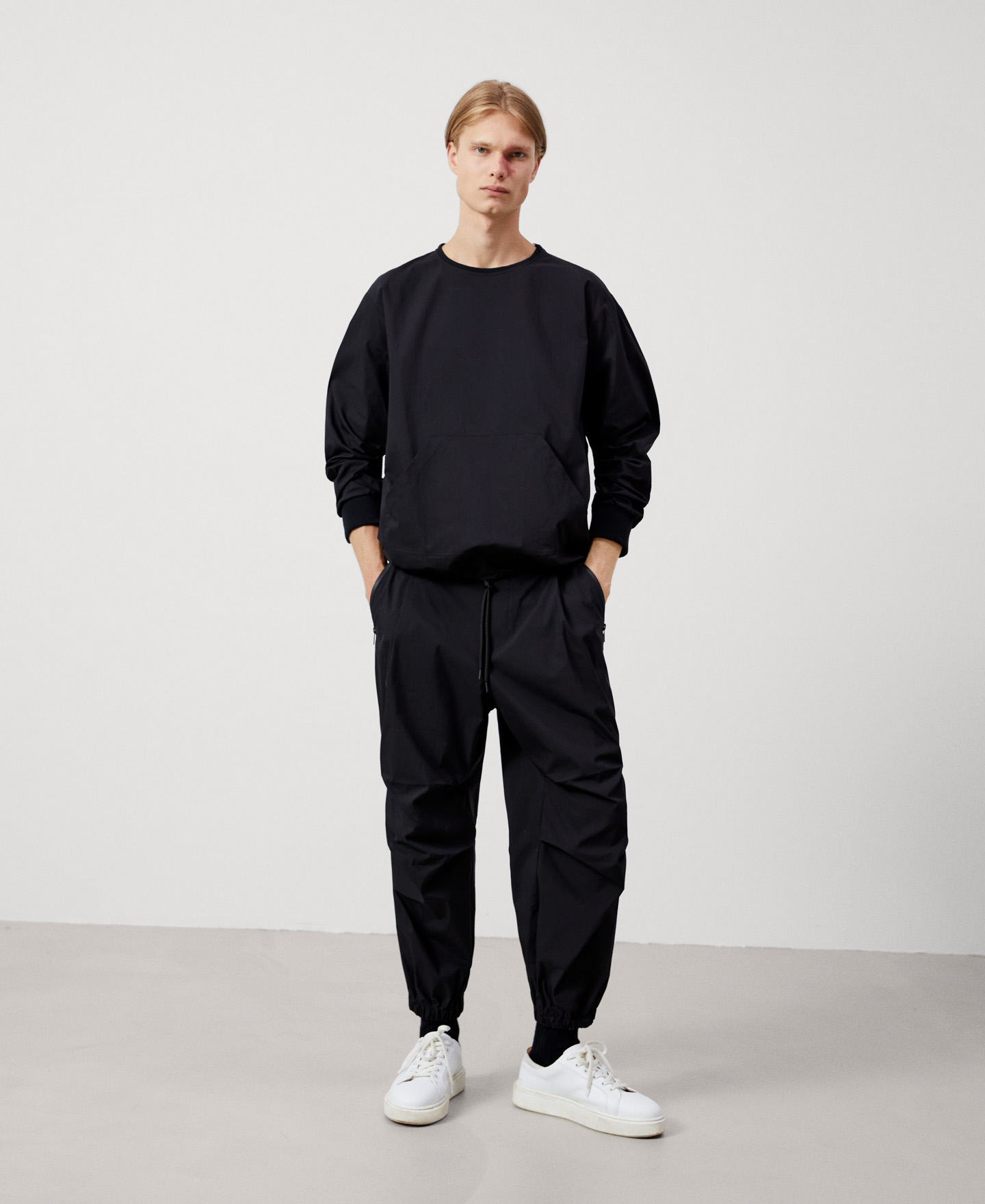 Organic cotton crew neck sweatshirt image number 1
