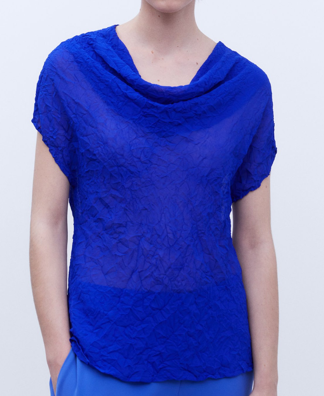 Wrinkly draped top image number 0