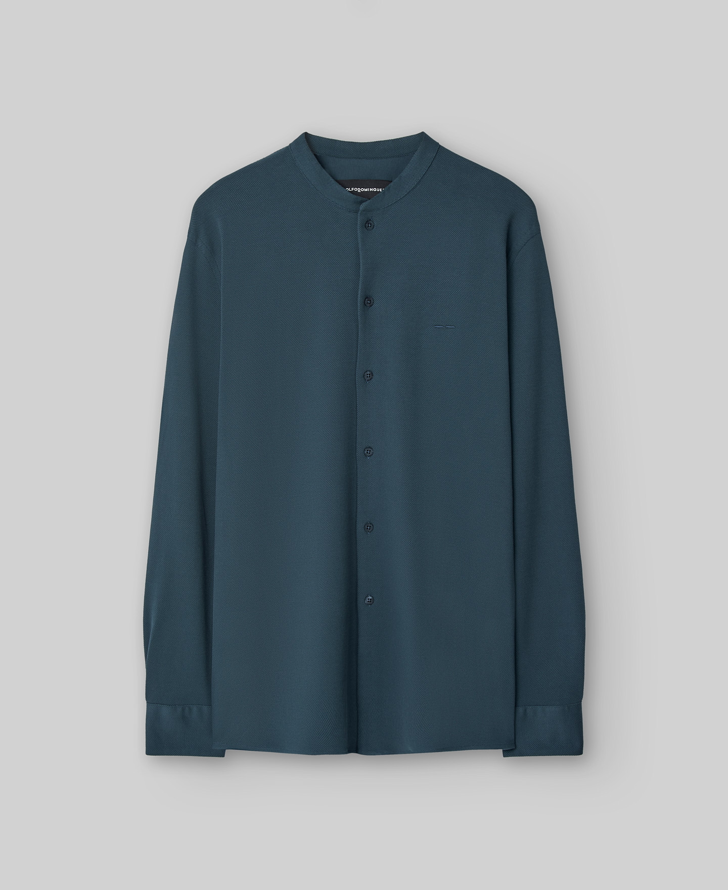Camisa estructurada cuello mao hombre image number 4