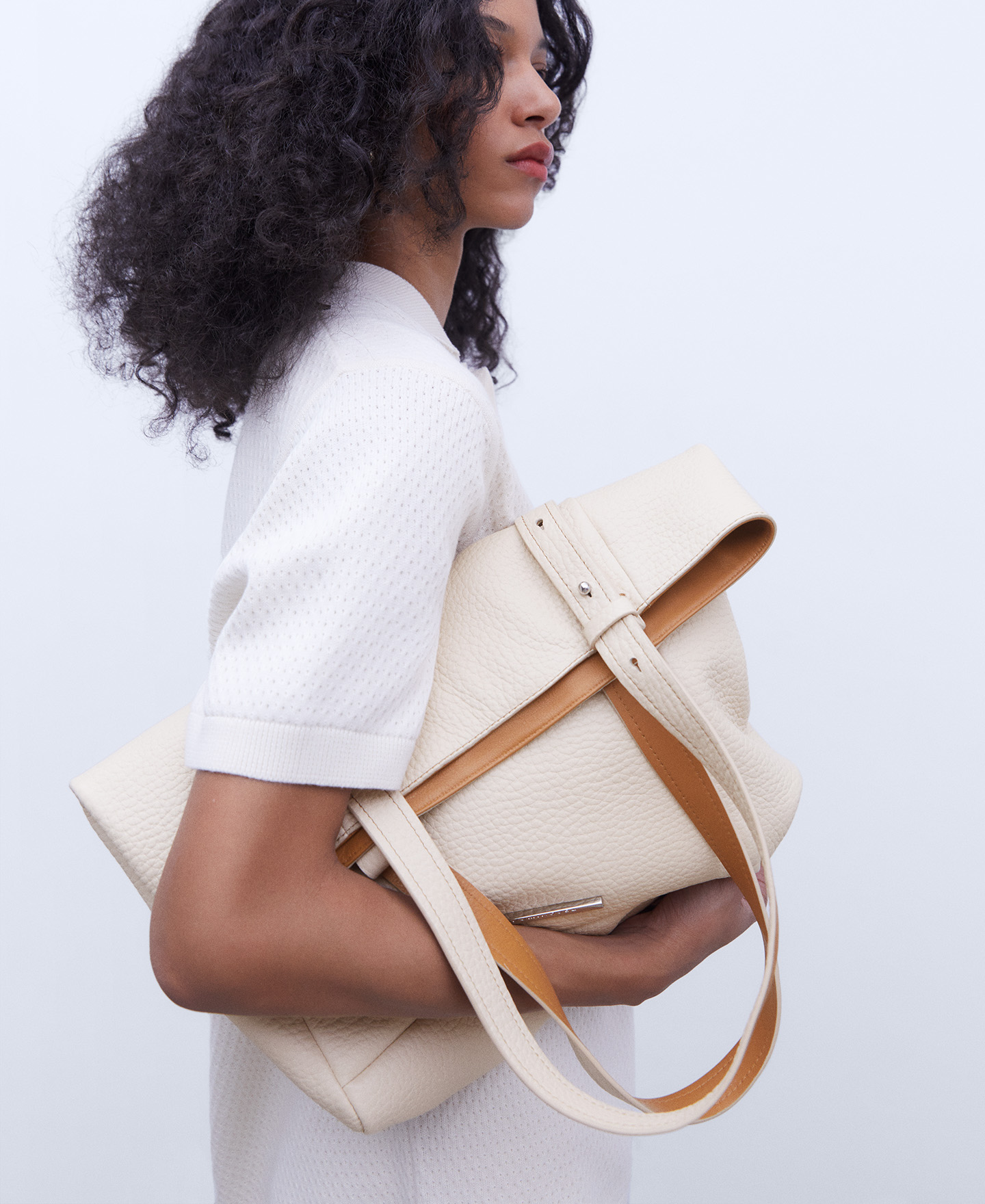 Responsible leather shopper image number 4