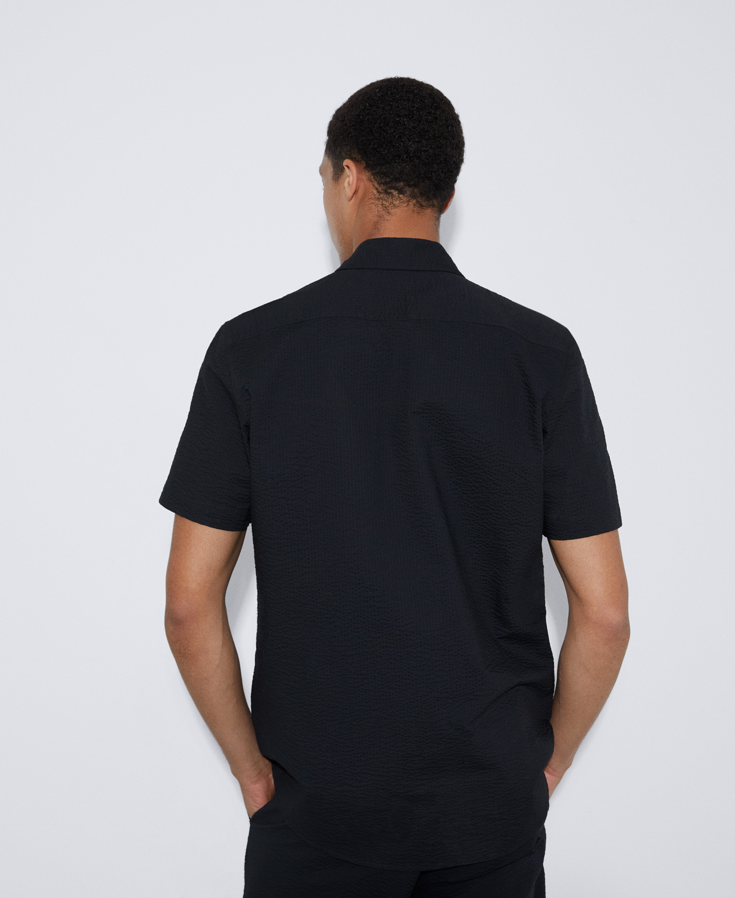 Cotton seersucker short sleeve shirt image number 2