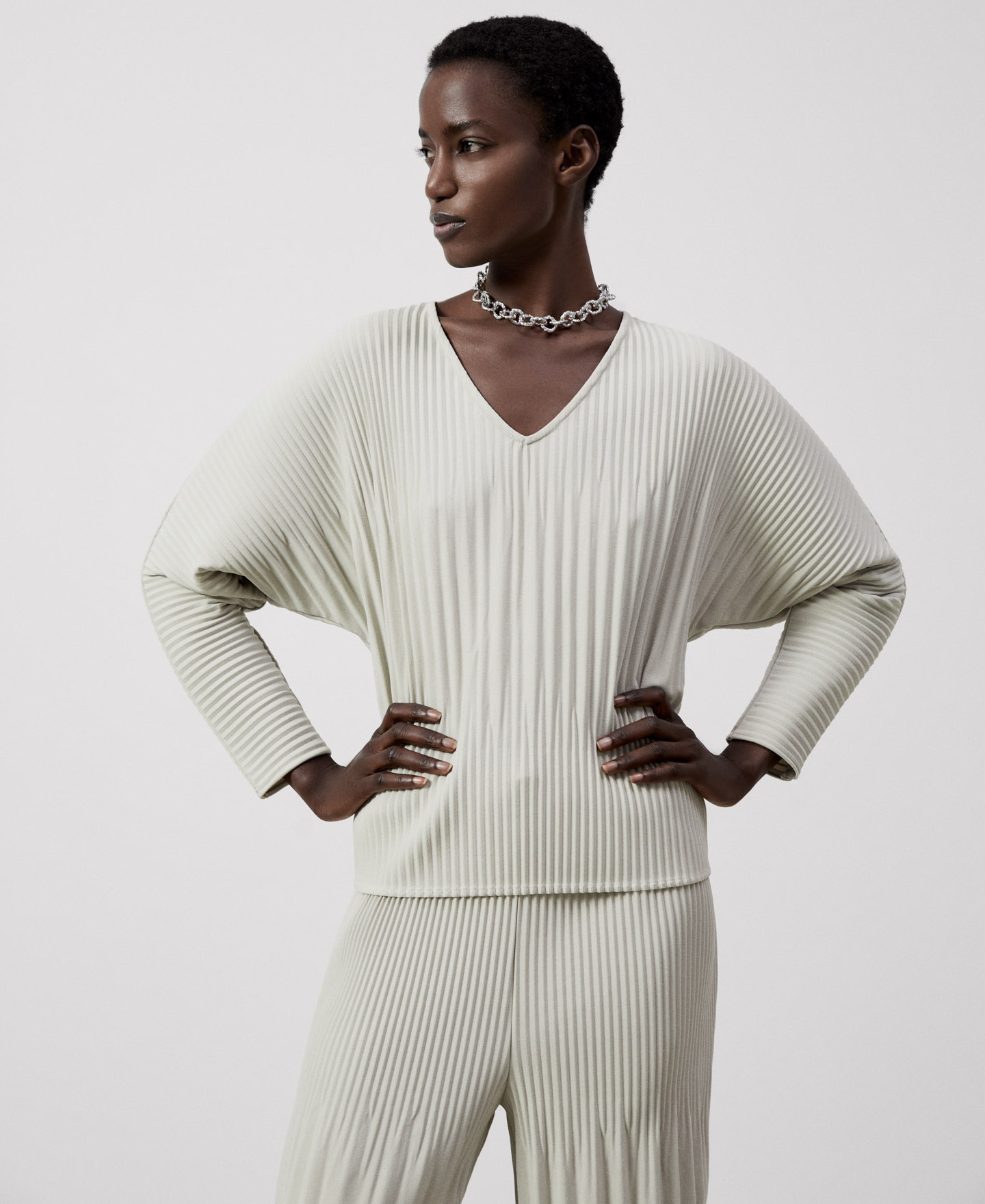Crinkle japanese sleeve blouse image number 0