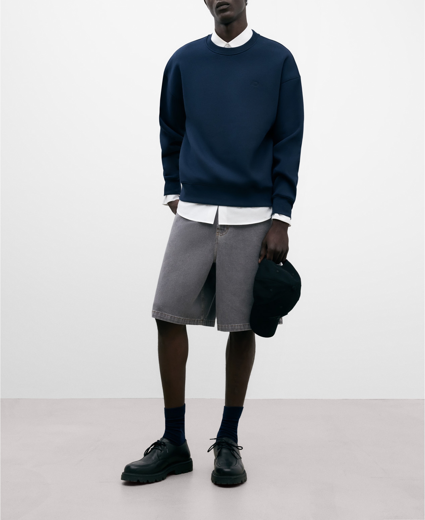 Sudadera cuello caja azul marino image number 1