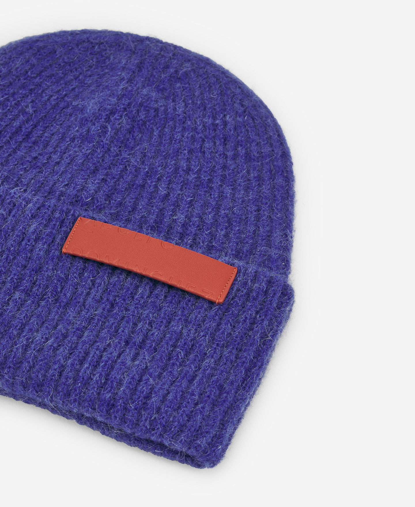 Ribbed beanie for women image number 1