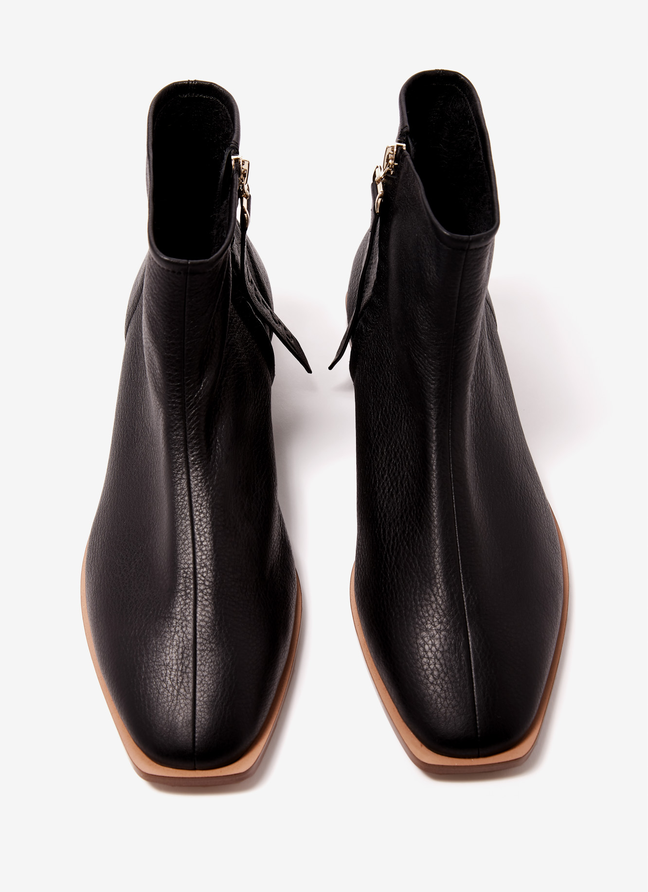 Leather flat ankle boots with zipper image number 2