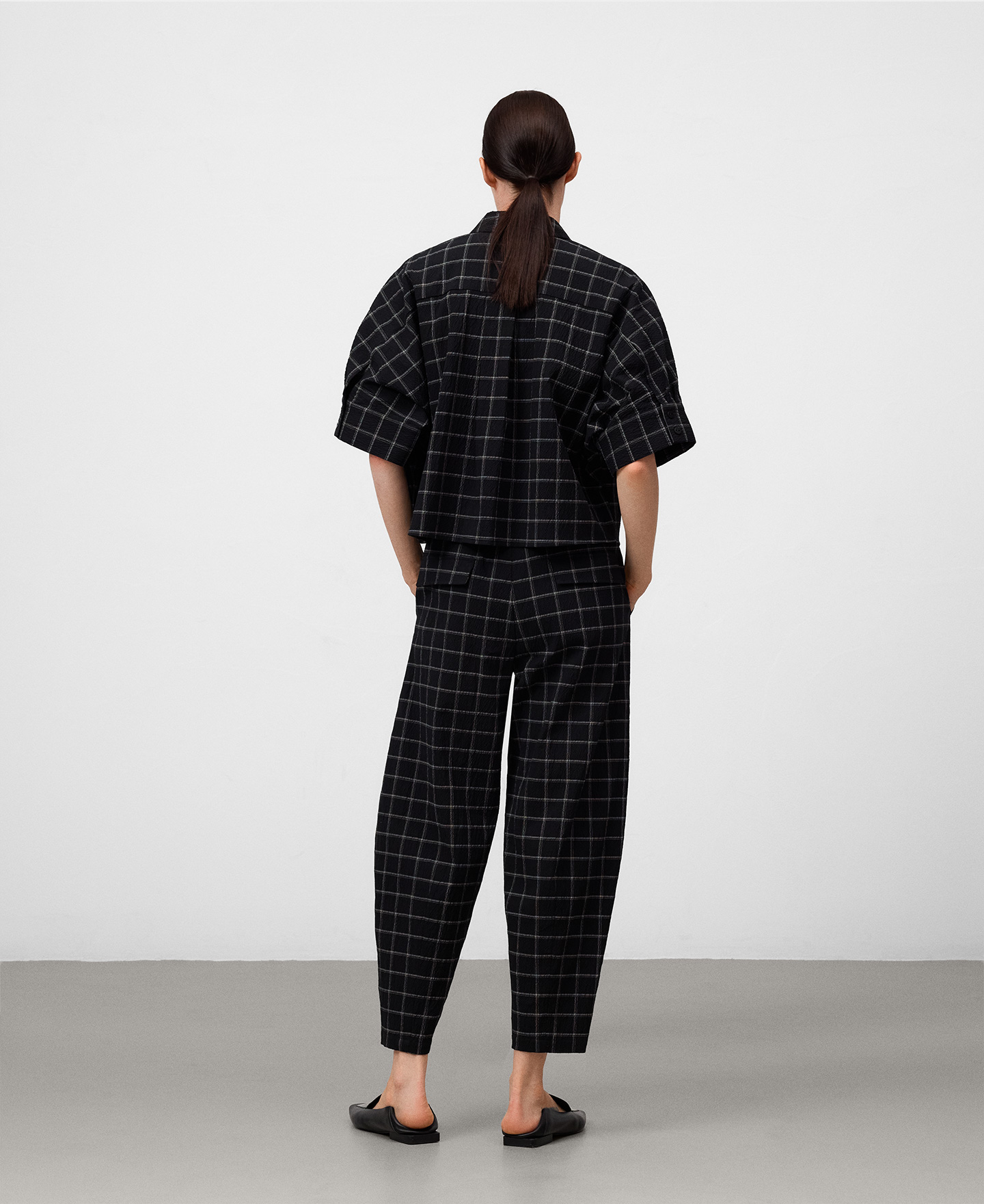 Checkered short shirt image number 2