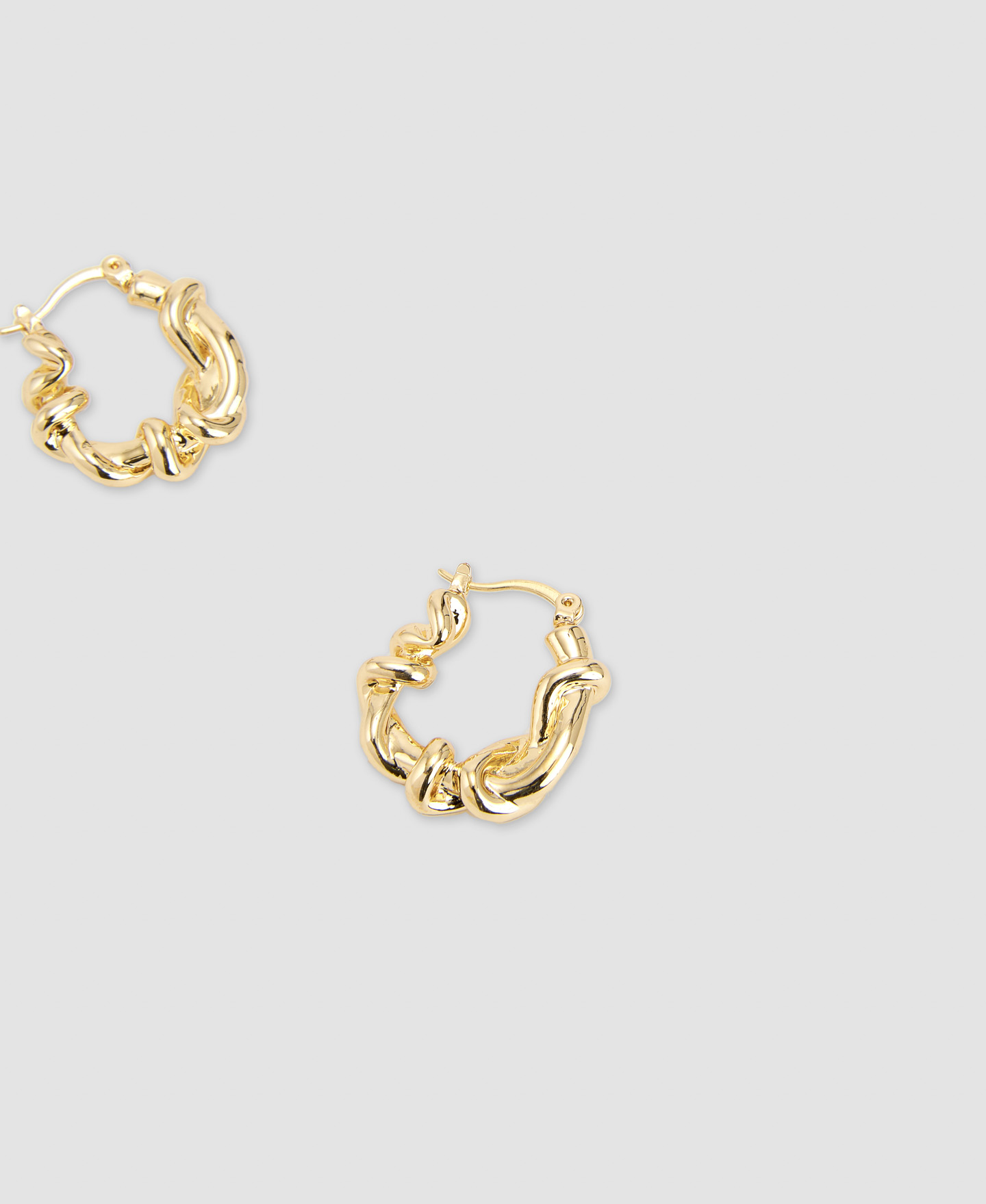 Knots family zinc earring image number 1