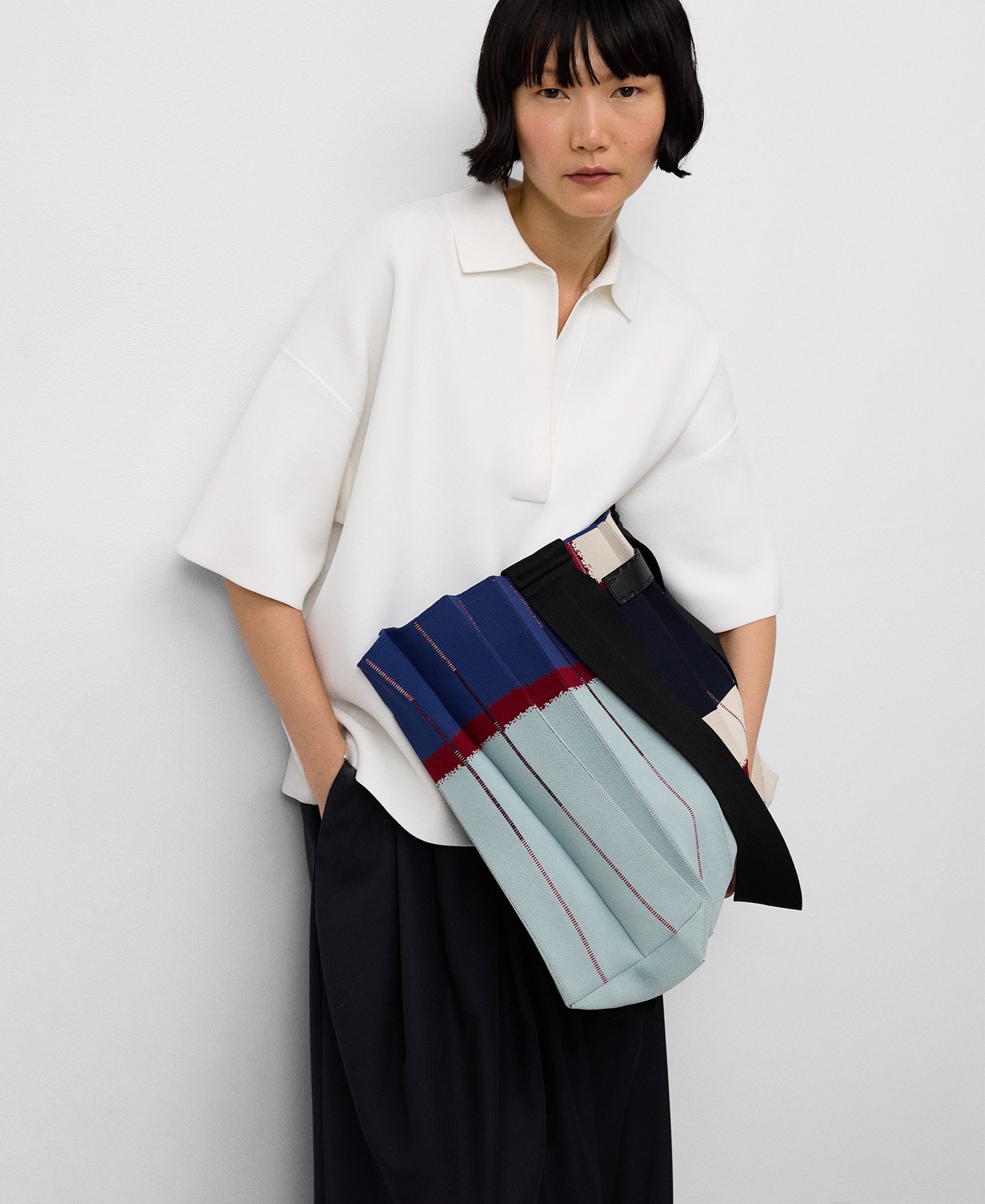 Maxi shopper plisado estampado mujer image number 4