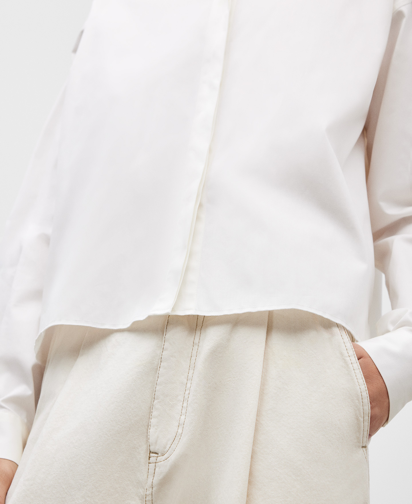 Camisa blanca corta en algodón mujer image number 3