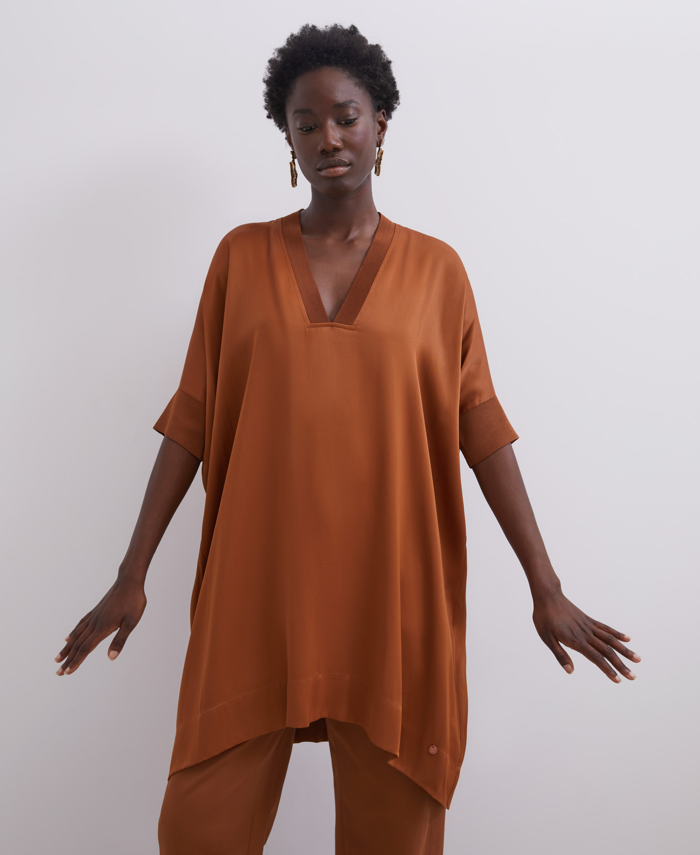 Viscose oversize caramel shirt image number 0