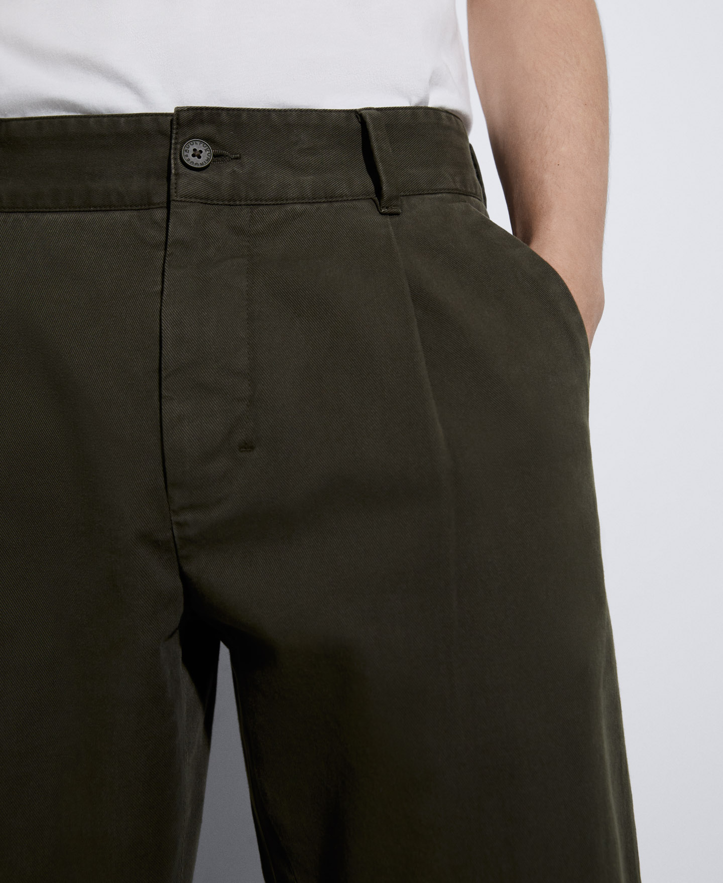 Carrot silhouette darts trousers image number 3