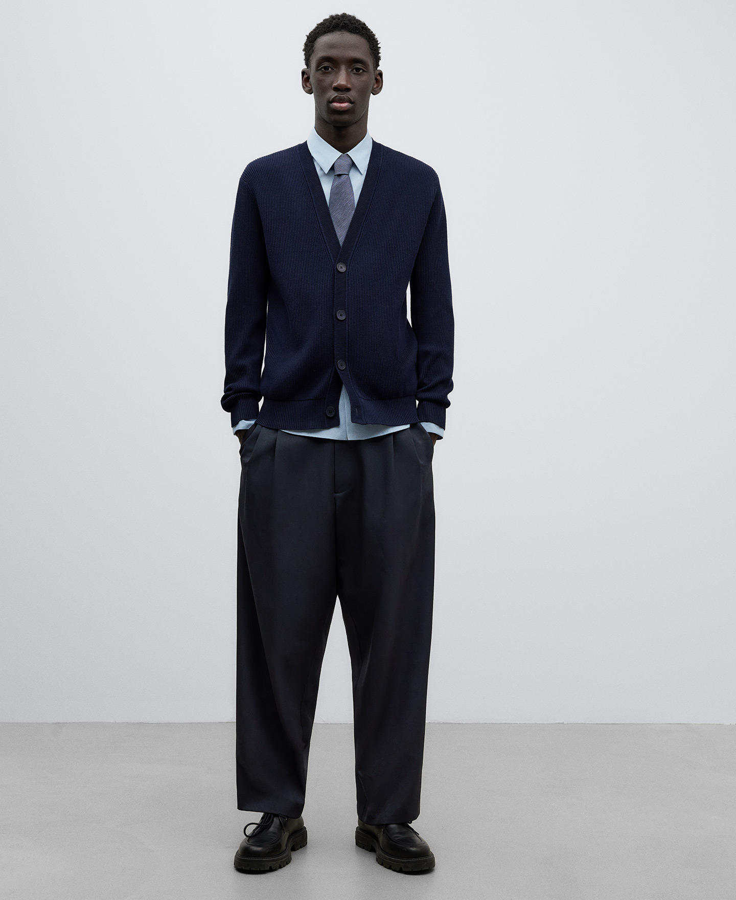 Corbata azul lino seda hombre image number 3