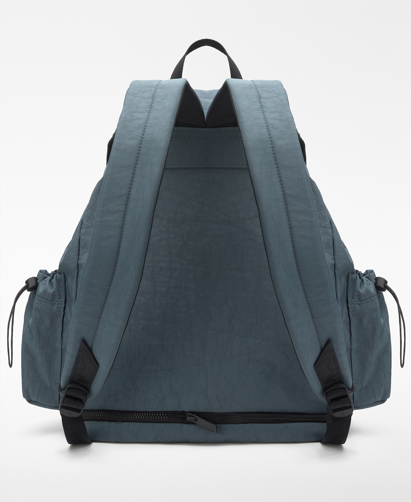 Recycled nylon sack backpack man image number 1