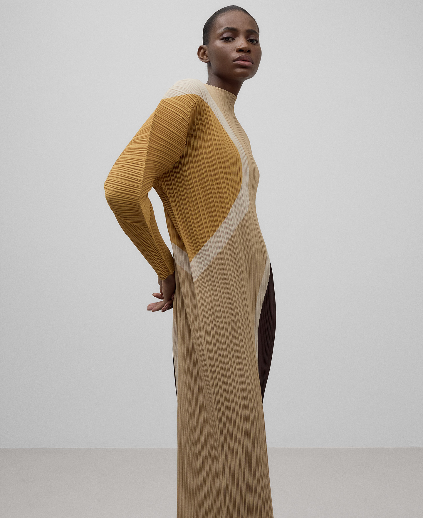 Printed crinkle dress woman image number 0