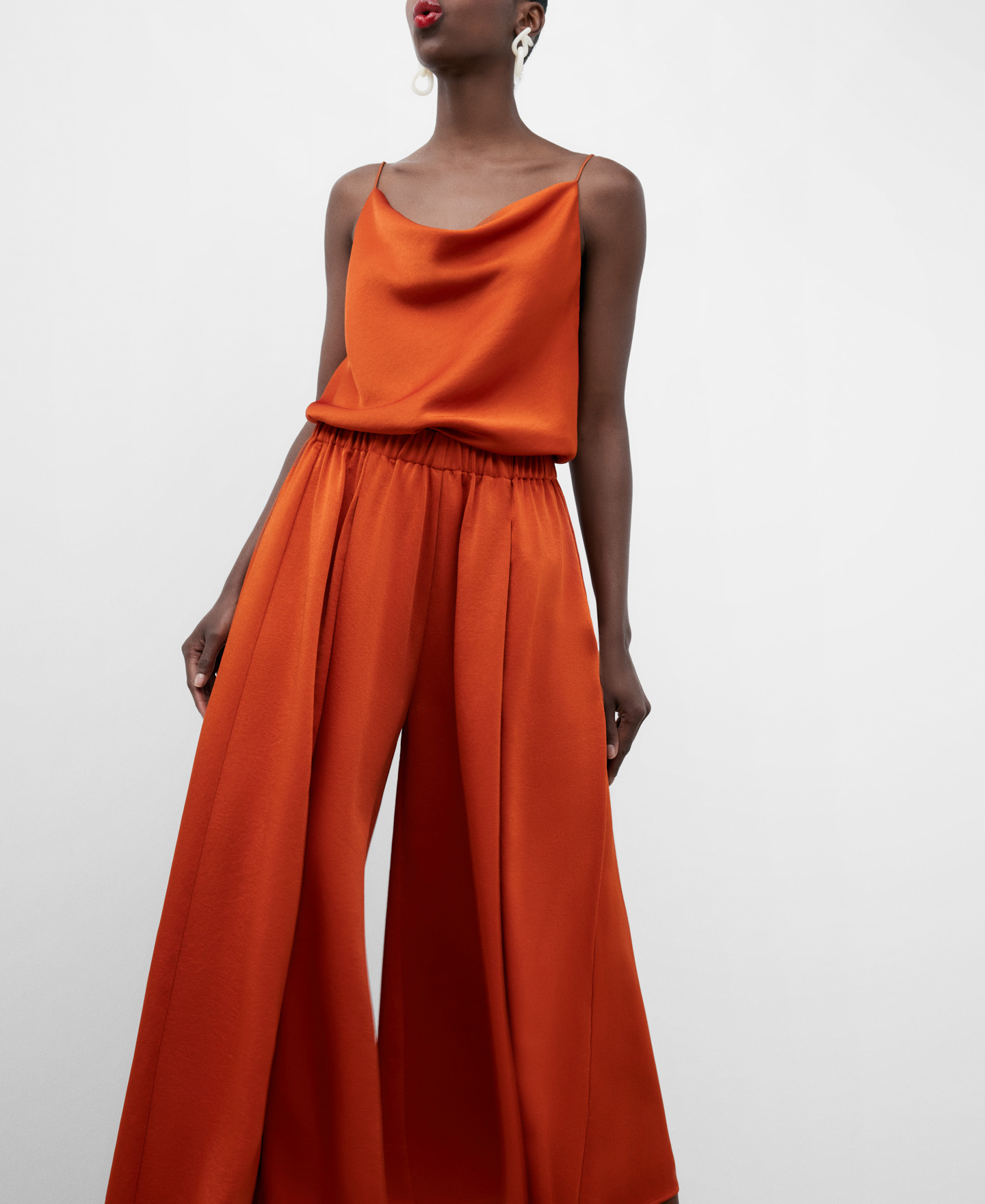 Dark orange long trousers image number 3