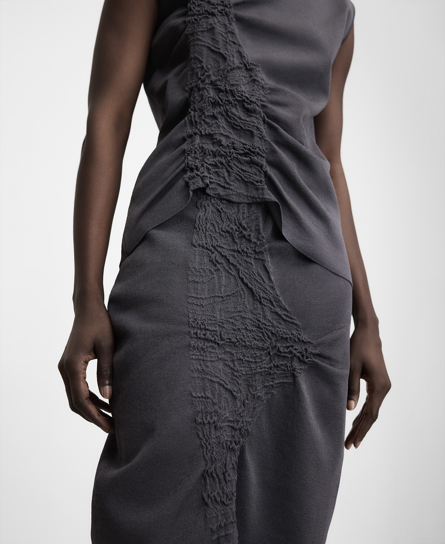 Asymmetric knit top with side ruffle image number 3