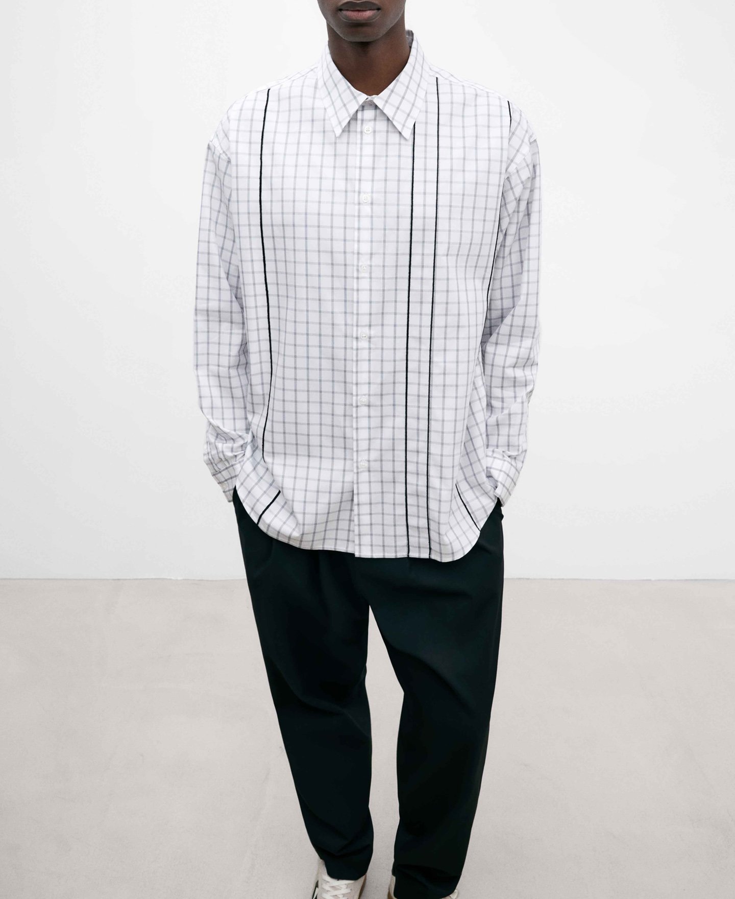 Camisa algodón oversize pespuntes hombre image number 0