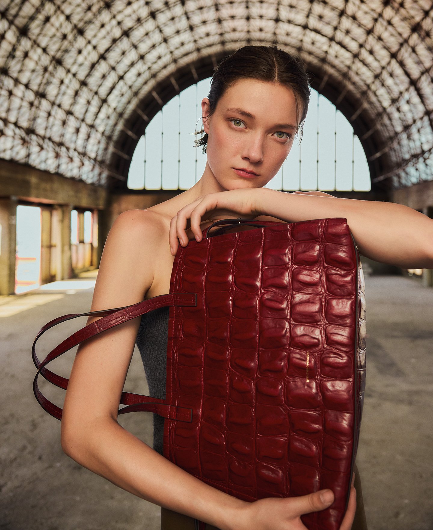 Mica croc-embossed citybag woman image number 4