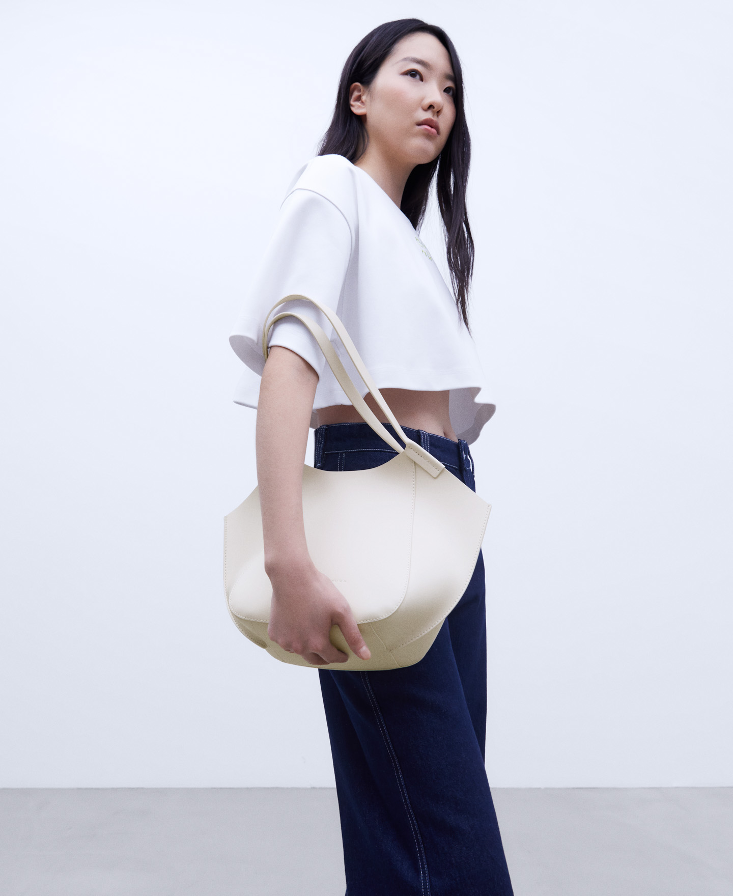 Vachetta leather mini shopper bag image number 4