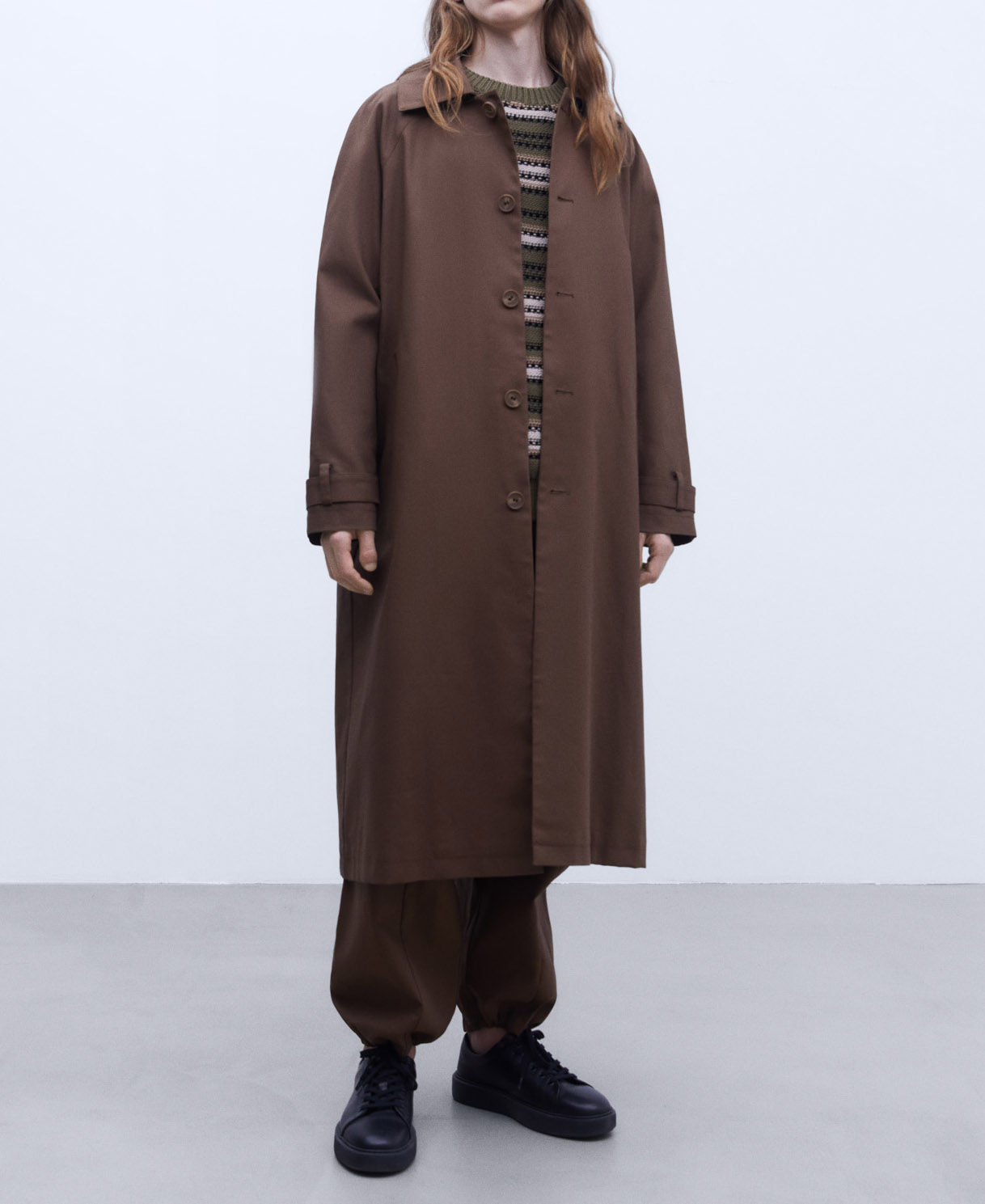 Gabardina oversize en algodón encerado image number 0