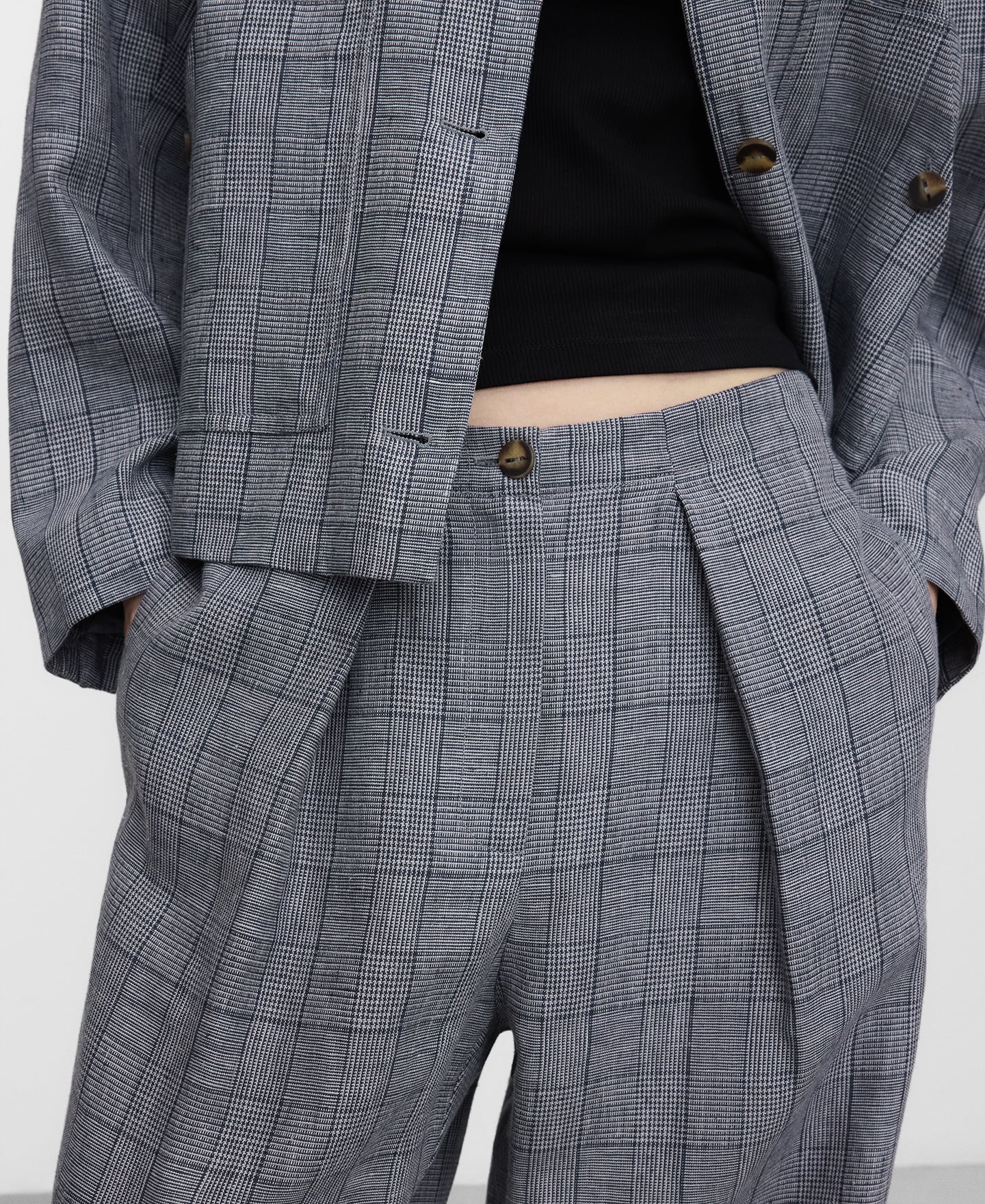 Pantal&oacute;n cuadros lino image number 3