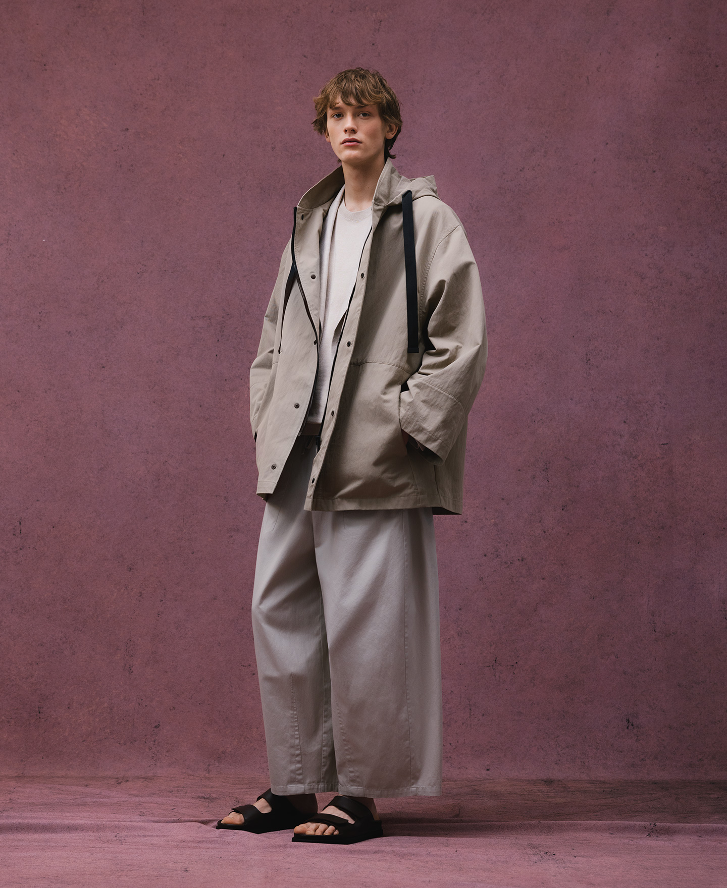 Oversize parka man image number 1