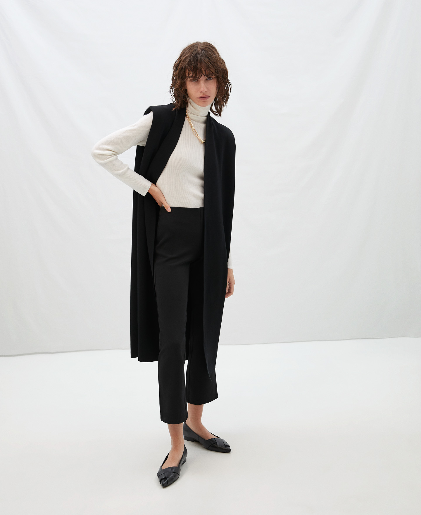 Elastic ankle length trousers image number 1