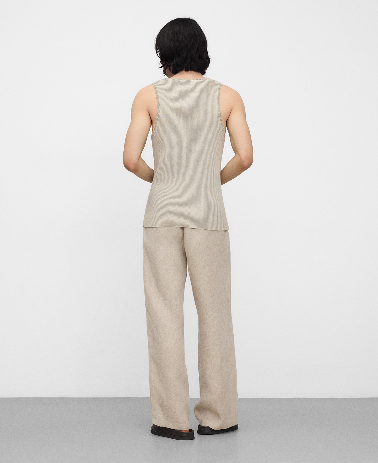 Washed-effect ribbed T-shirt image number 2