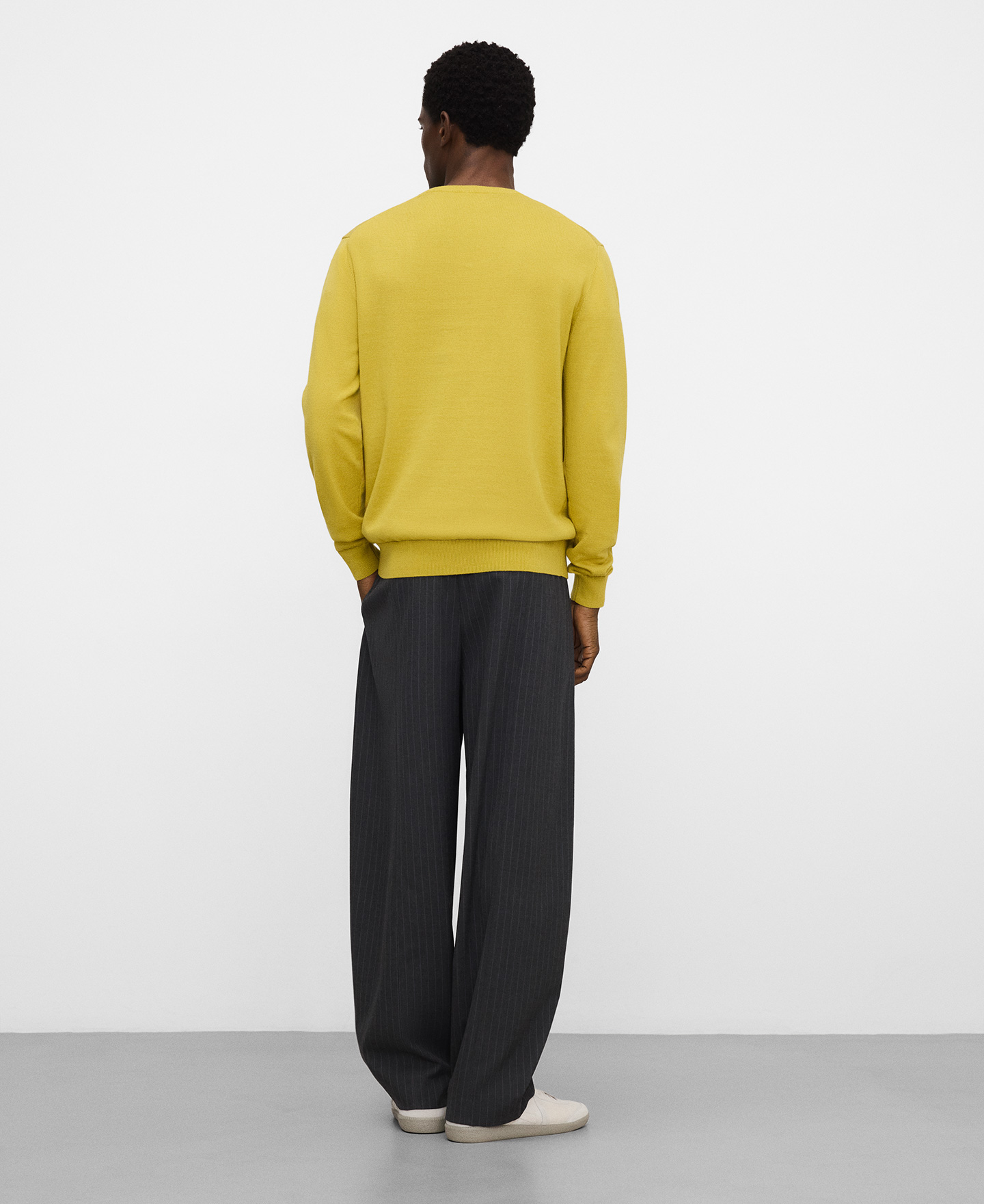 Organic cotton regular fit knit sweater image number 2