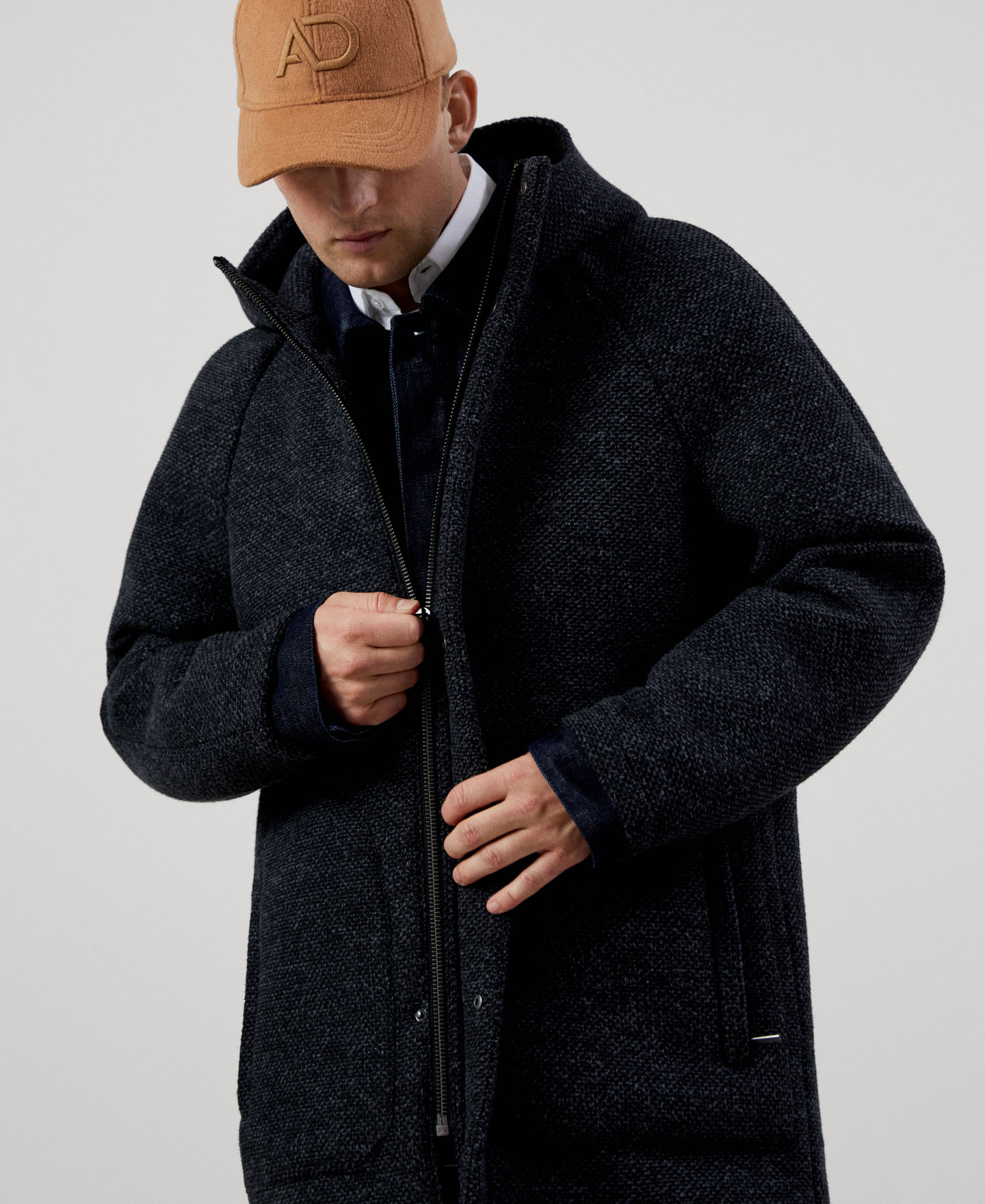 Hooded coat image number 5